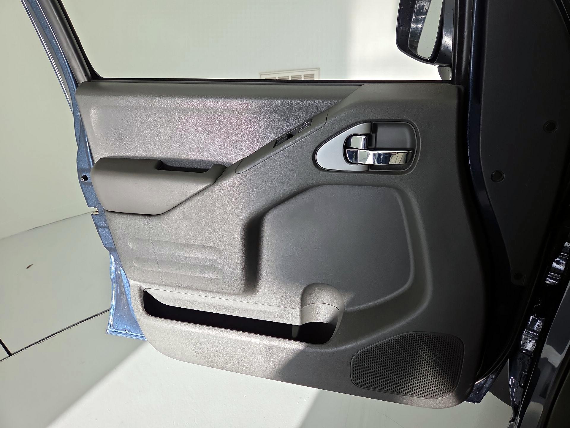 Thumbnail: 2021 Nissan Frontier - 12