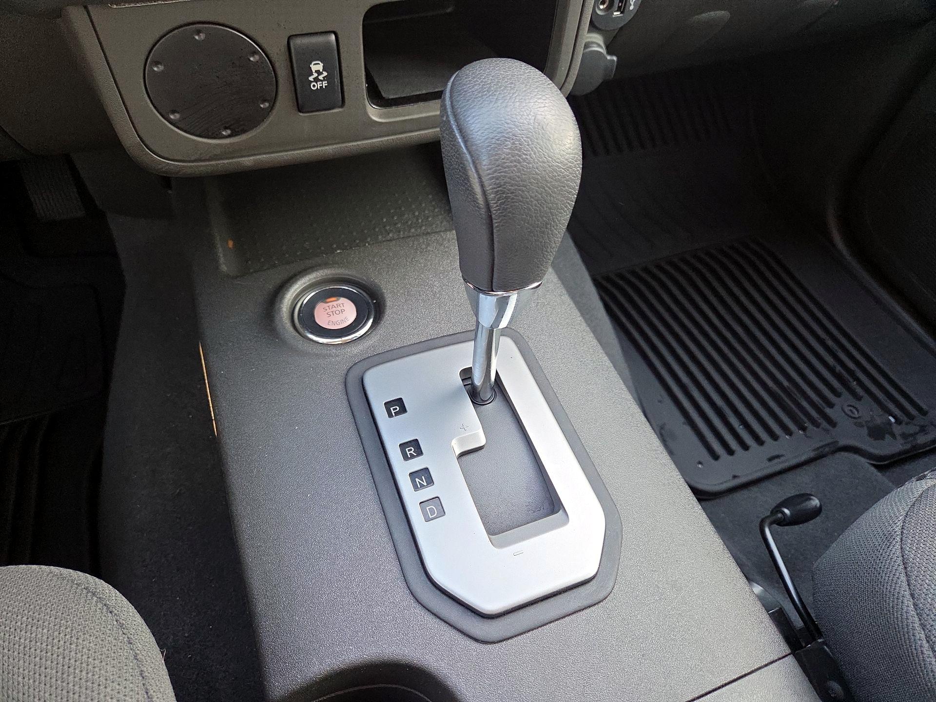 Thumbnail: 2021 Nissan Frontier - 17