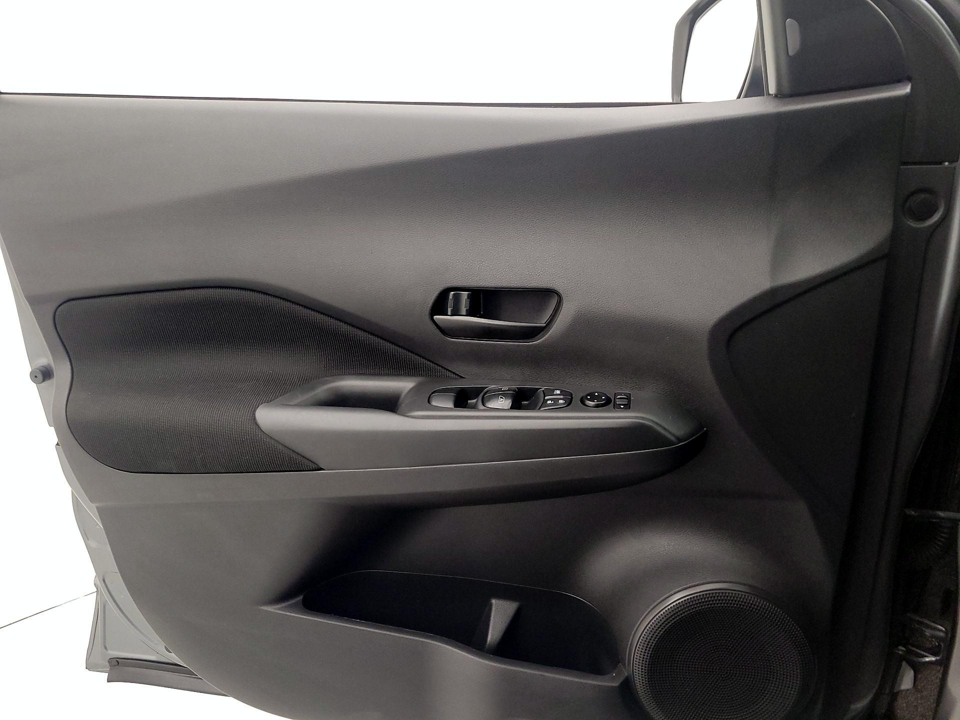 Thumbnail: 2024 Nissan Kicks - 12