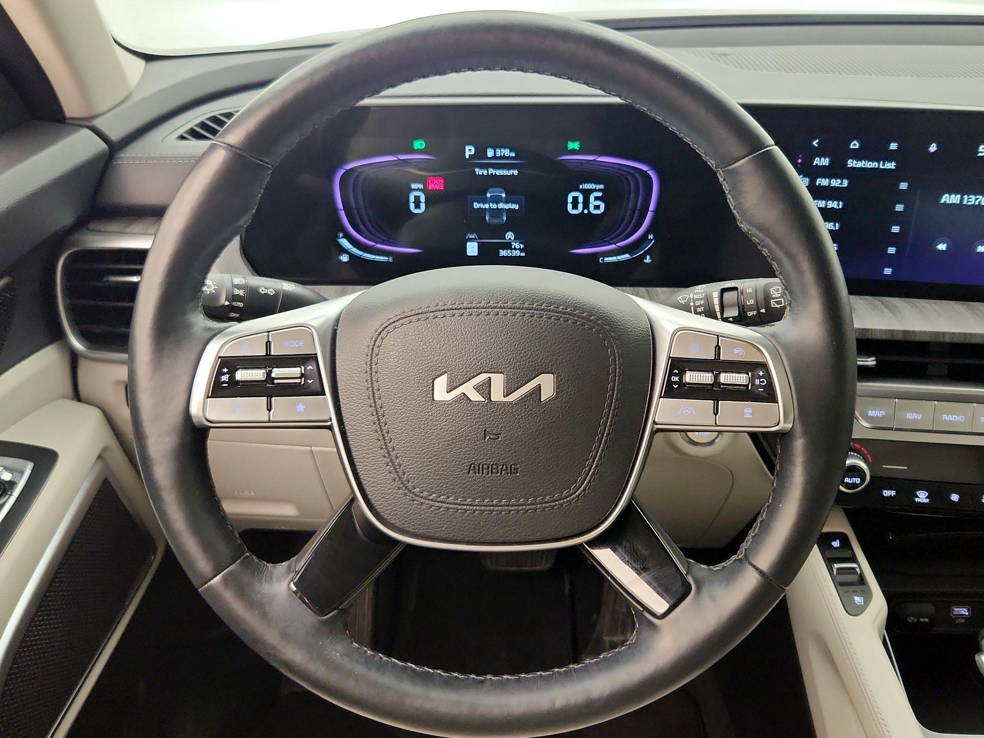 Thumbnail: 2023 Kia Telluride - 10