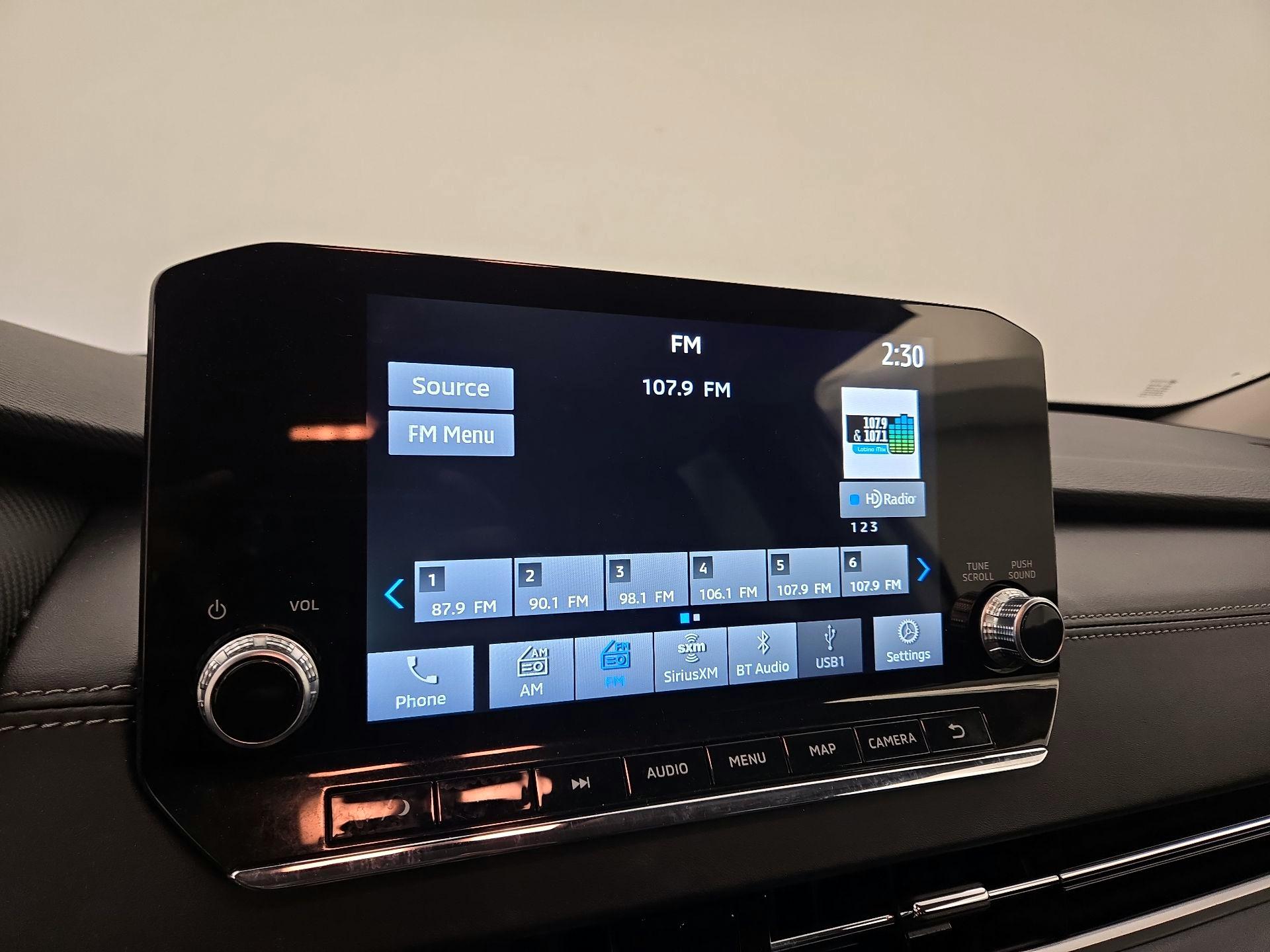 Thumbnail: 2022 Mitsubishi Outlander - 16