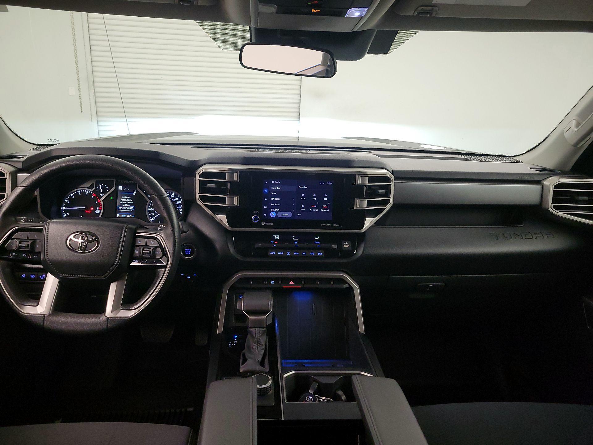 Thumbnail: 2022 Toyota Tundra - 9