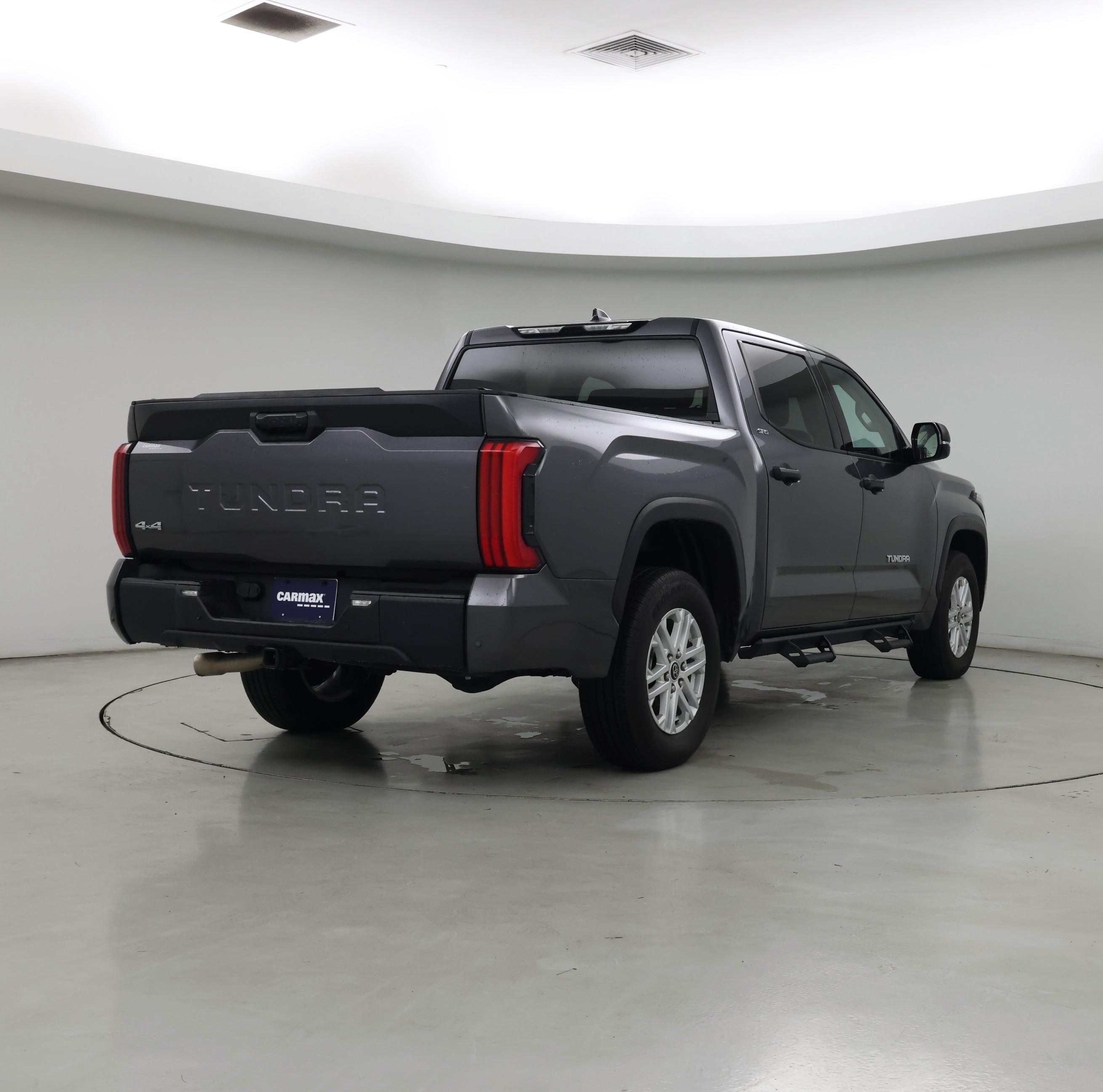 Thumbnail: 2022 Toyota Tundra - 8