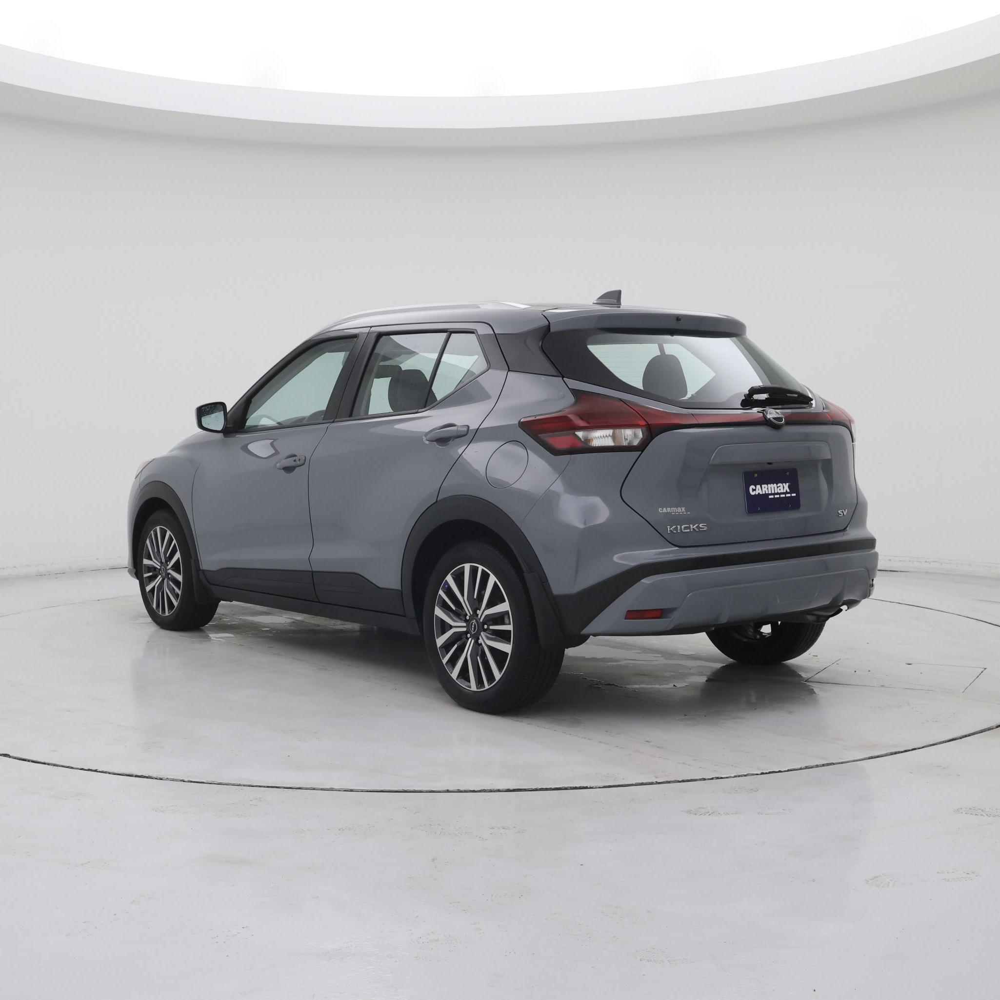 Thumbnail: 2023 Nissan Kicks - 2