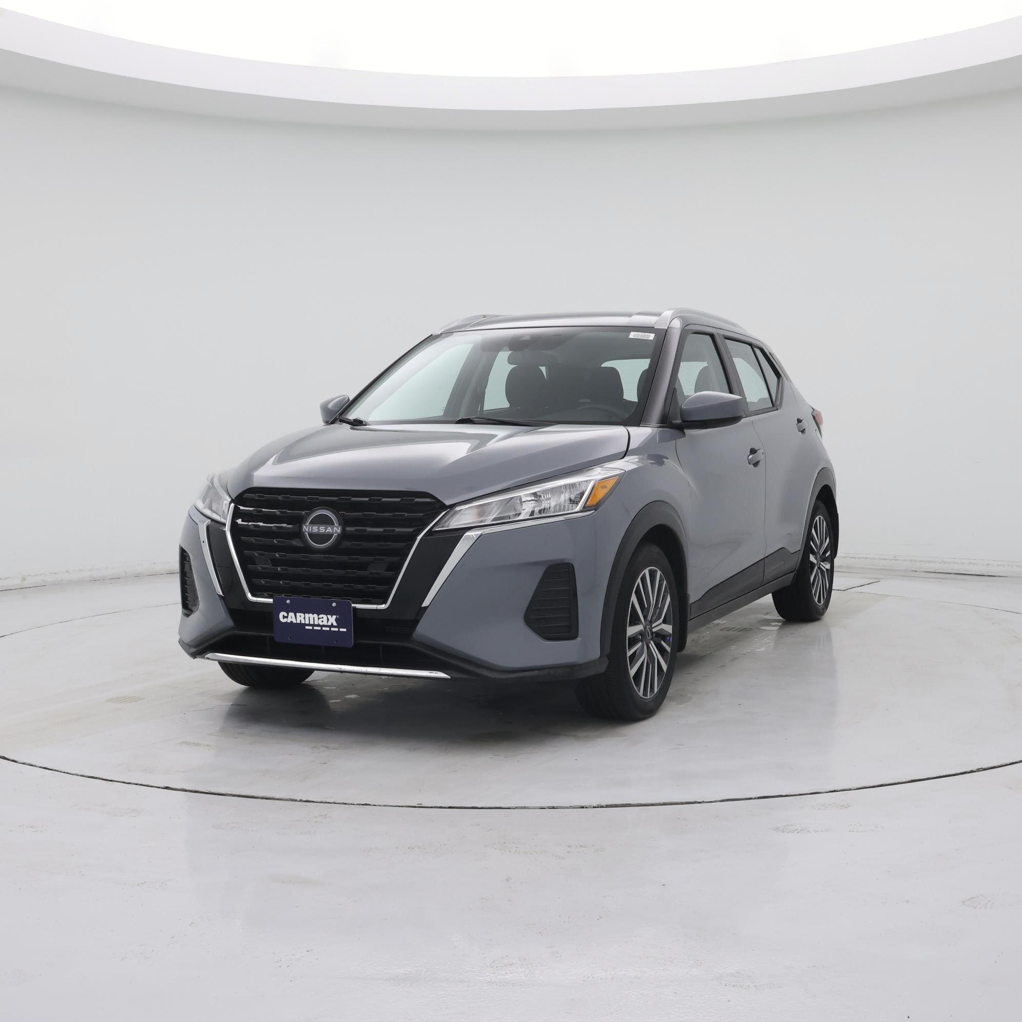 Thumbnail: 2023 Nissan Kicks - 4