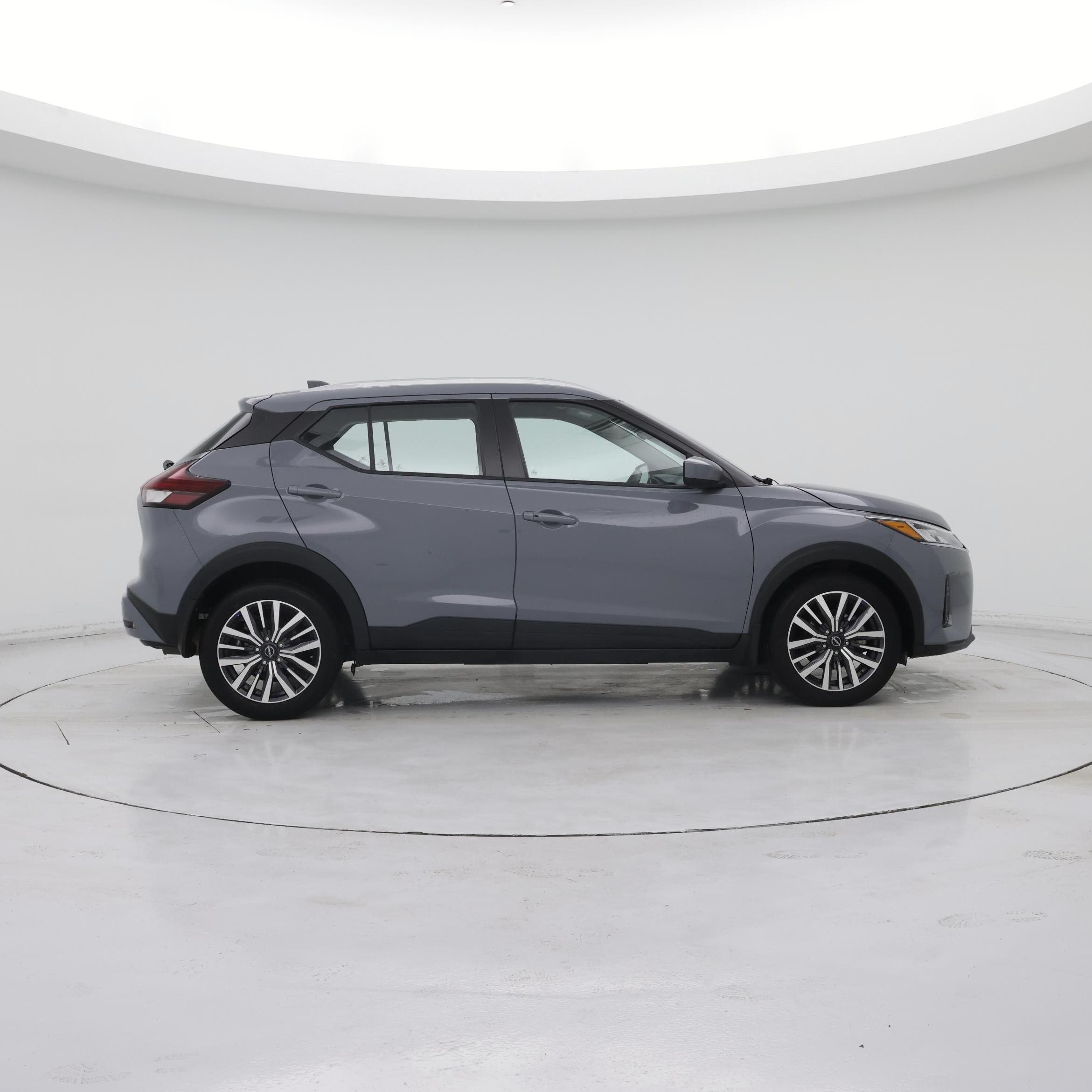 Thumbnail: 2023 Nissan Kicks - 7