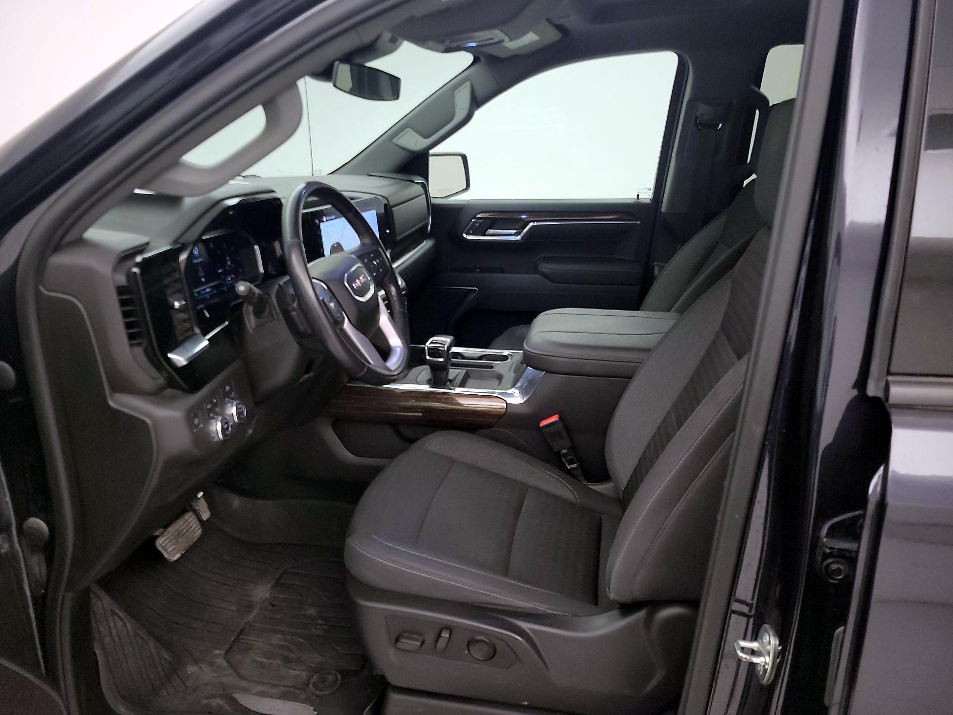 Thumbnail: 2023 GMC Sierra 1500 - 11