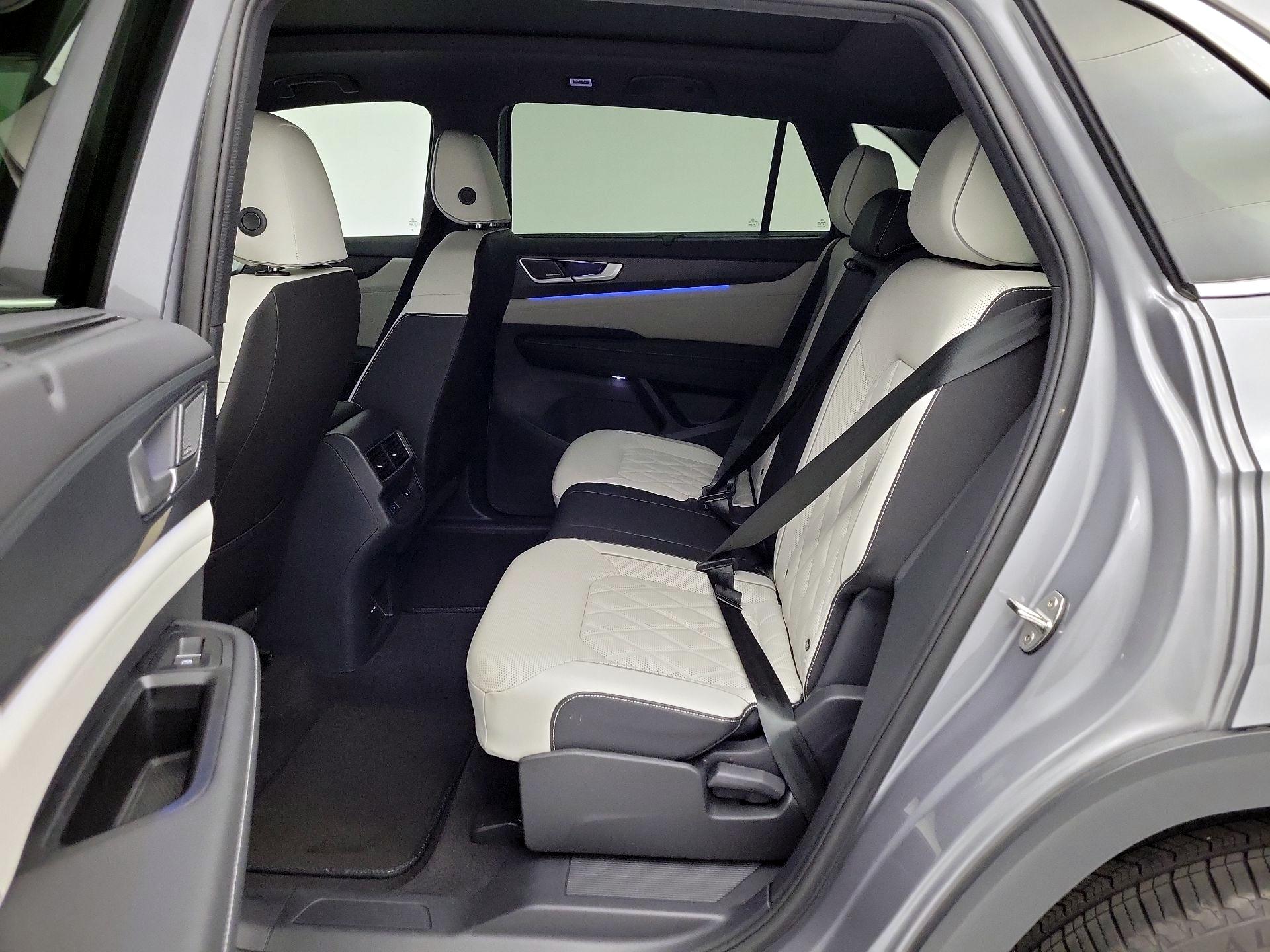 Thumbnail: 2025 Volkswagen Atlas - 20