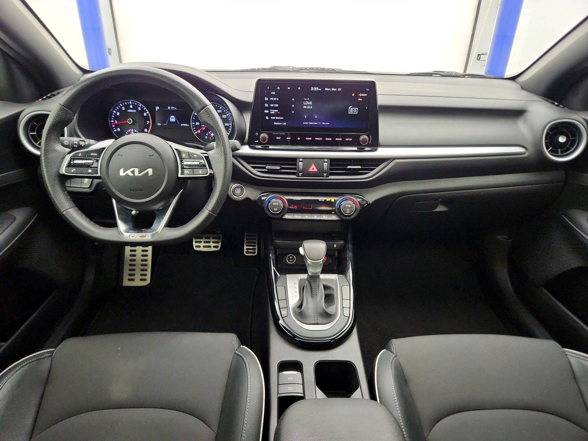 Thumbnail: 2023 Kia Forte - 9