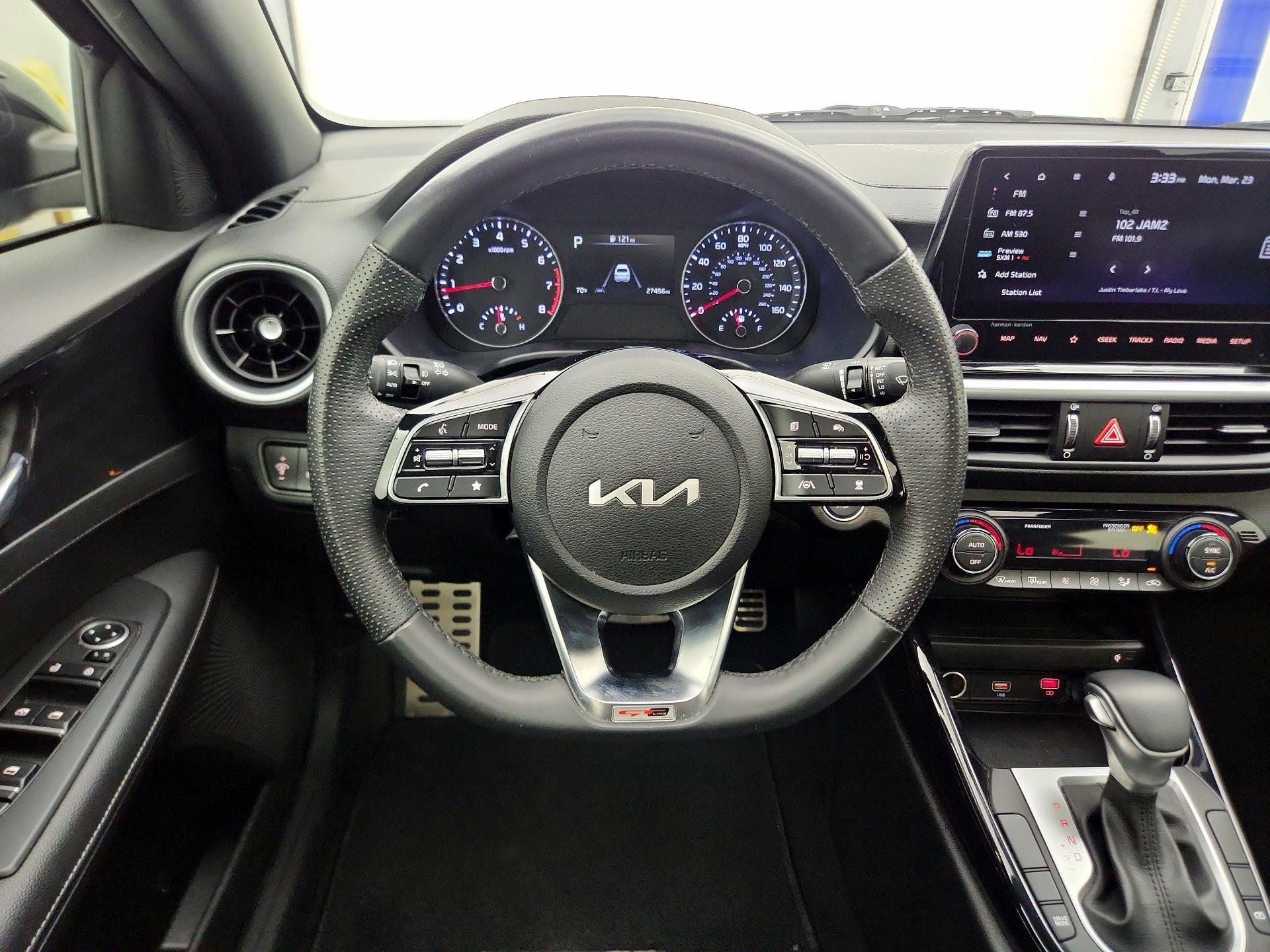 Thumbnail: 2023 Kia Forte - 10