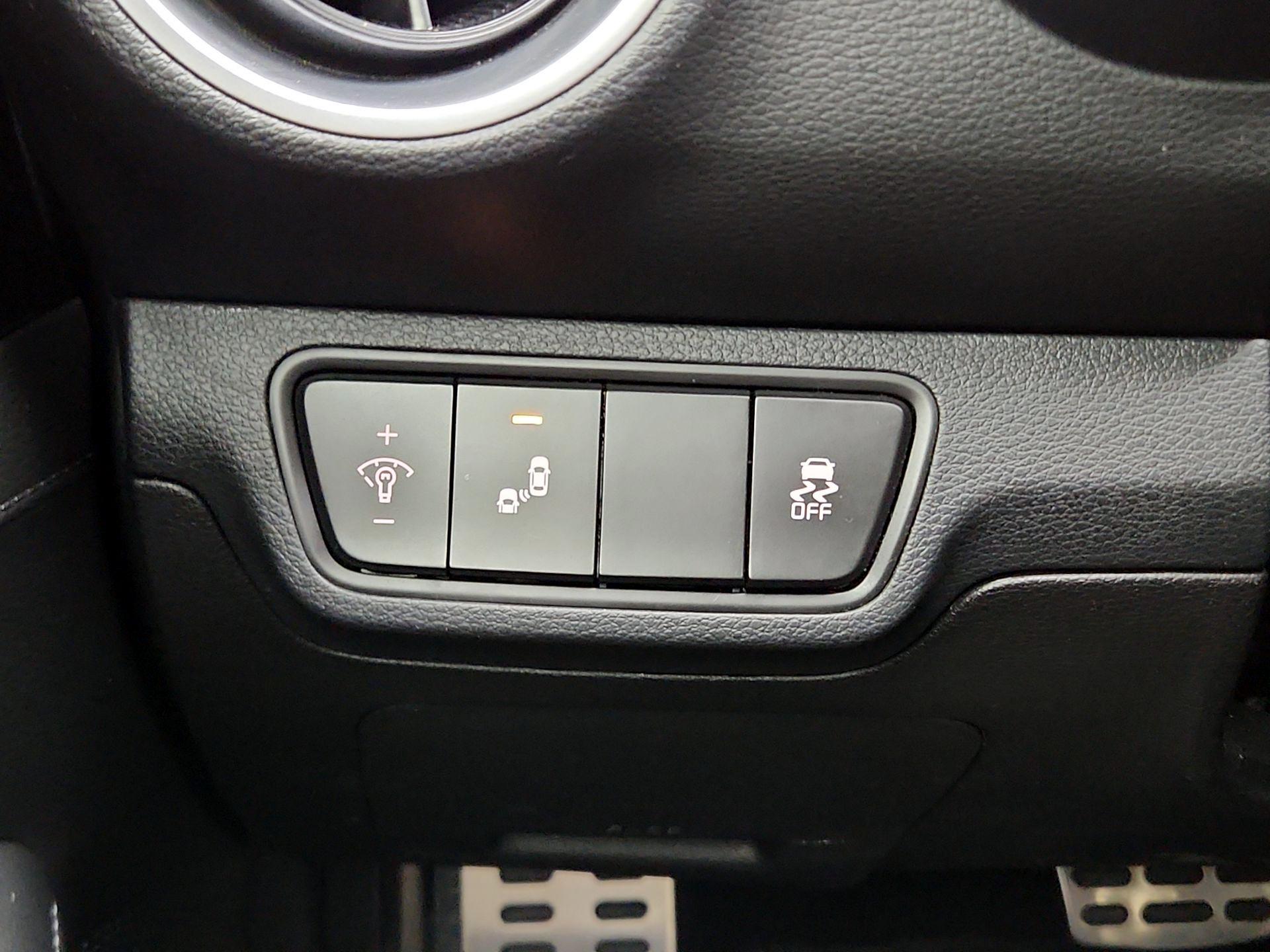 Thumbnail: 2023 Kia Forte - 13