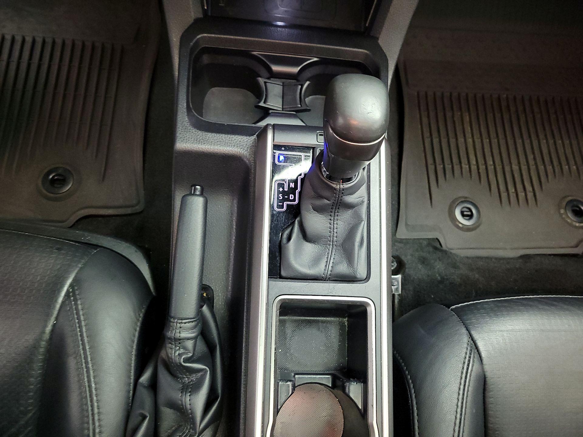 Thumbnail: 2023 Toyota Tacoma - 17