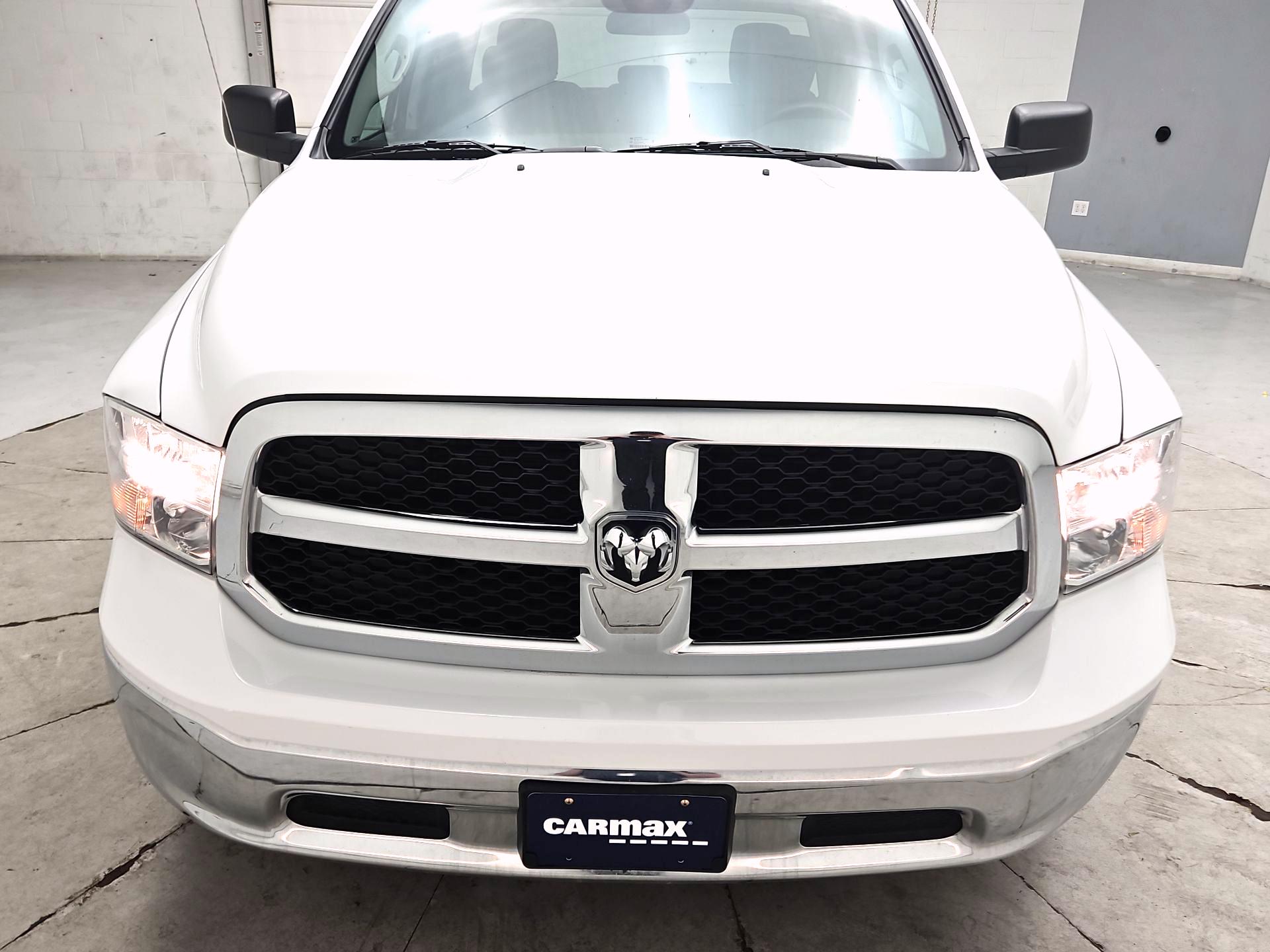 Thumbnail: 2024 RAM 1500 Classic - 2