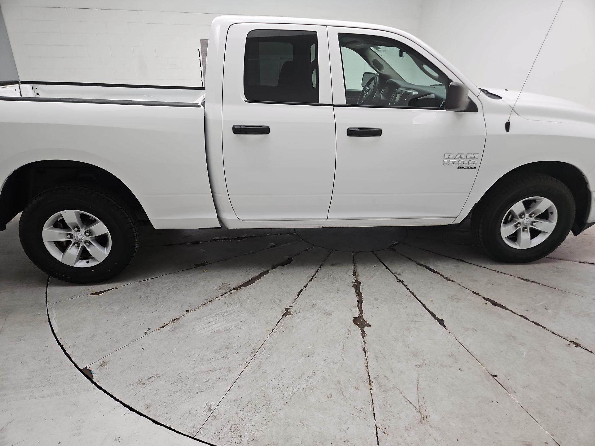 Thumbnail: 2024 RAM 1500 Classic - 4