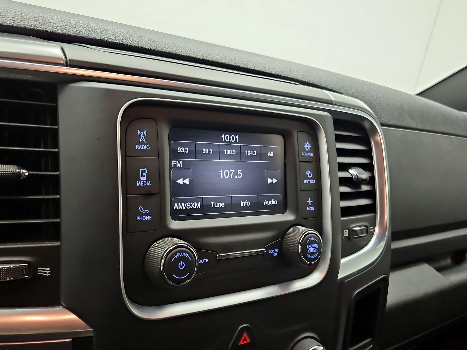 Thumbnail: 2024 RAM 1500 Classic - 14