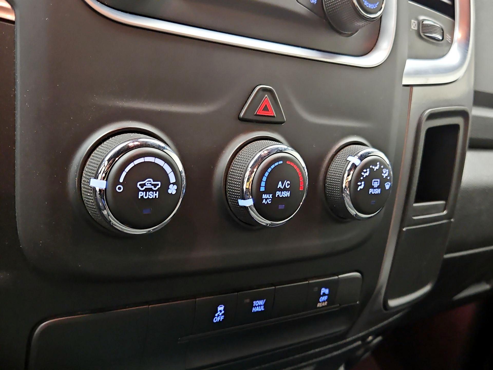 Thumbnail: 2024 RAM 1500 Classic - 15