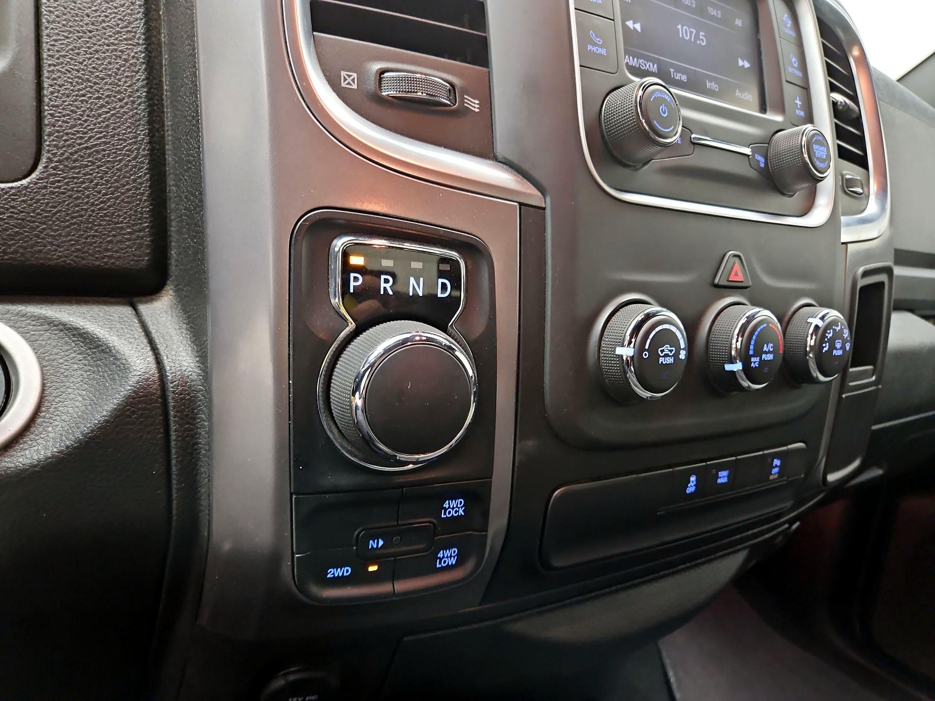 Thumbnail: 2024 RAM 1500 Classic - 16