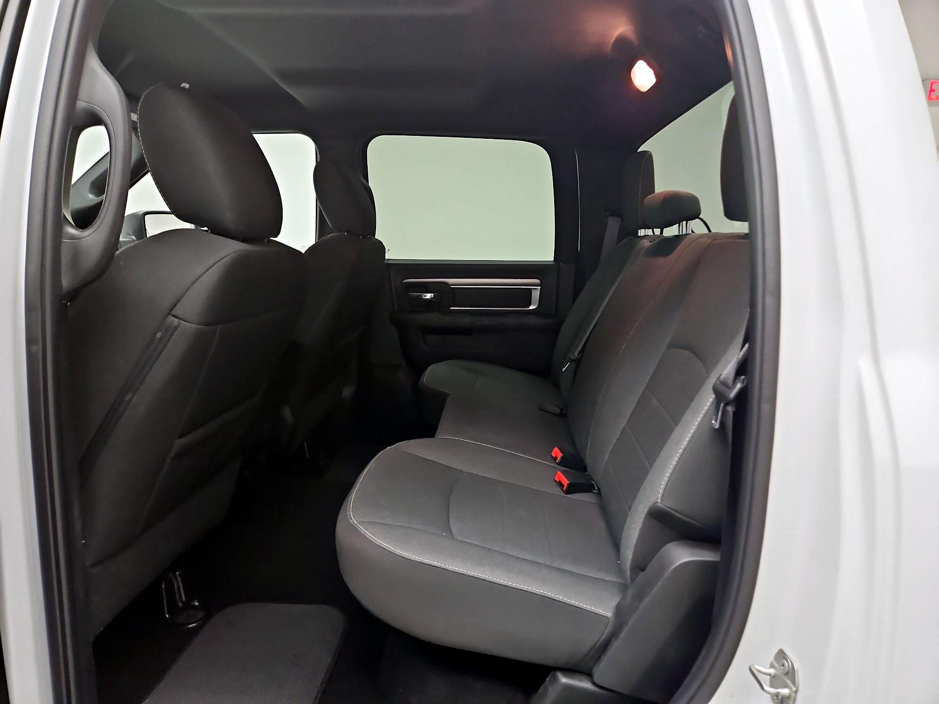 Thumbnail: 2024 RAM 1500 Classic - 17