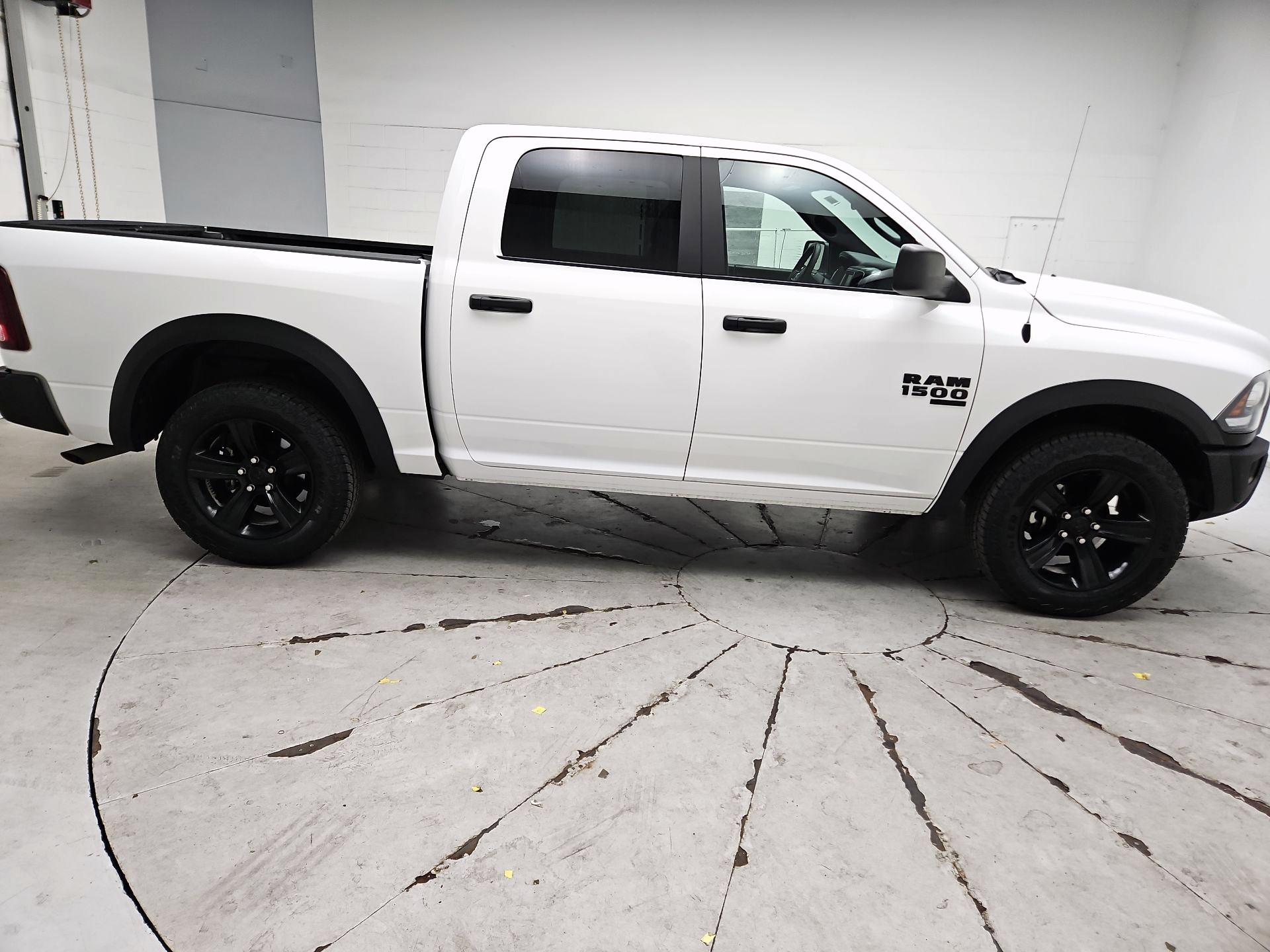 Thumbnail: 2024 RAM 1500 Classic - 4