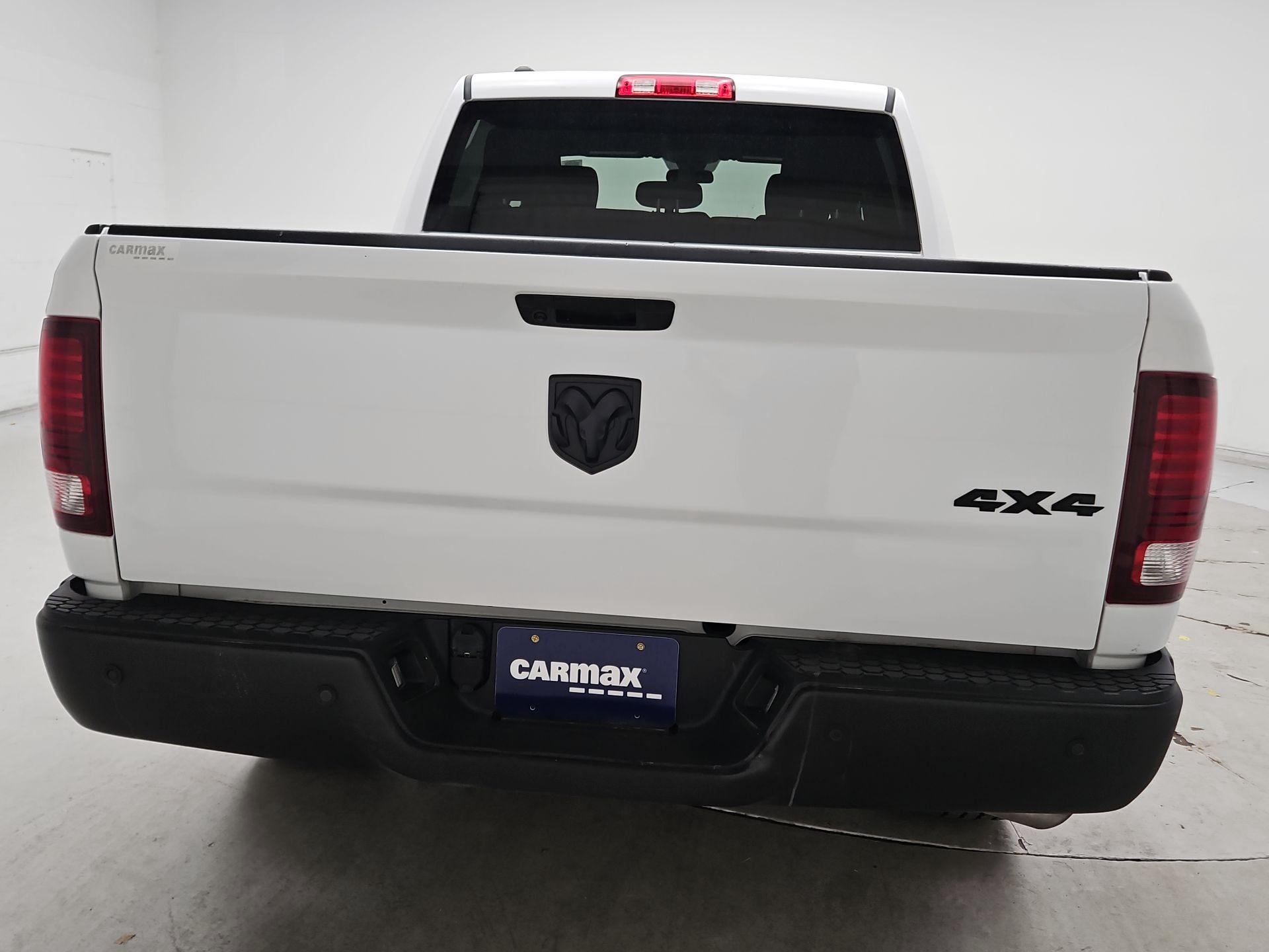 Thumbnail: 2024 RAM 1500 Classic - 6