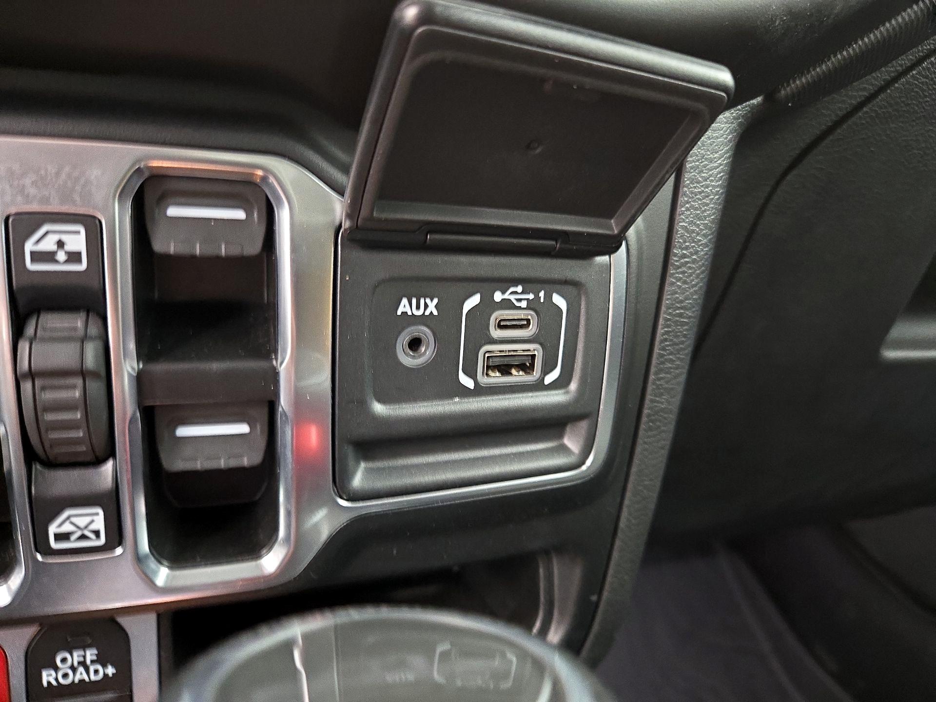 Thumbnail: 2023 Jeep Gladiator - 19