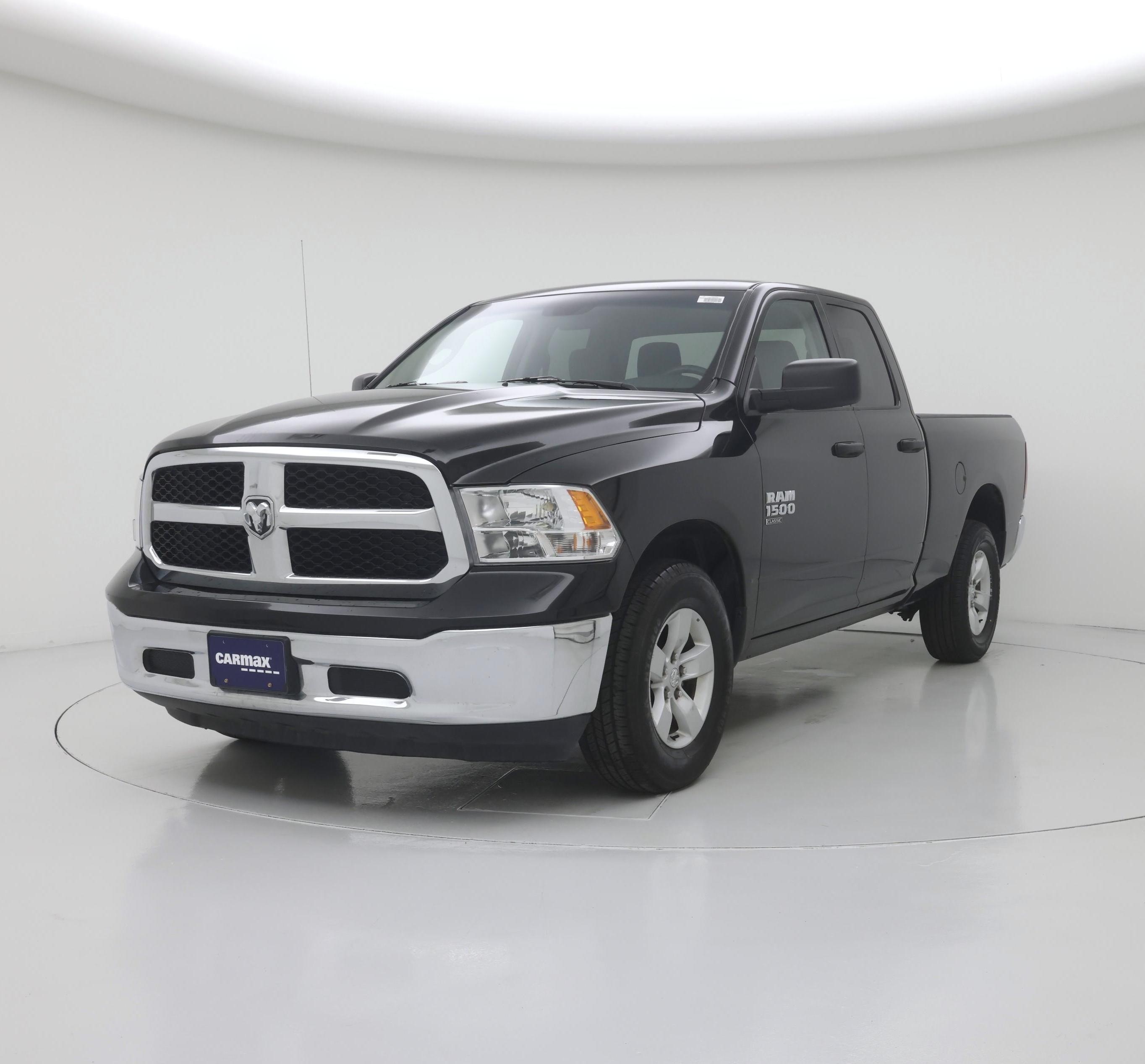 Thumbnail: 2024 RAM 1500 Classic - 4