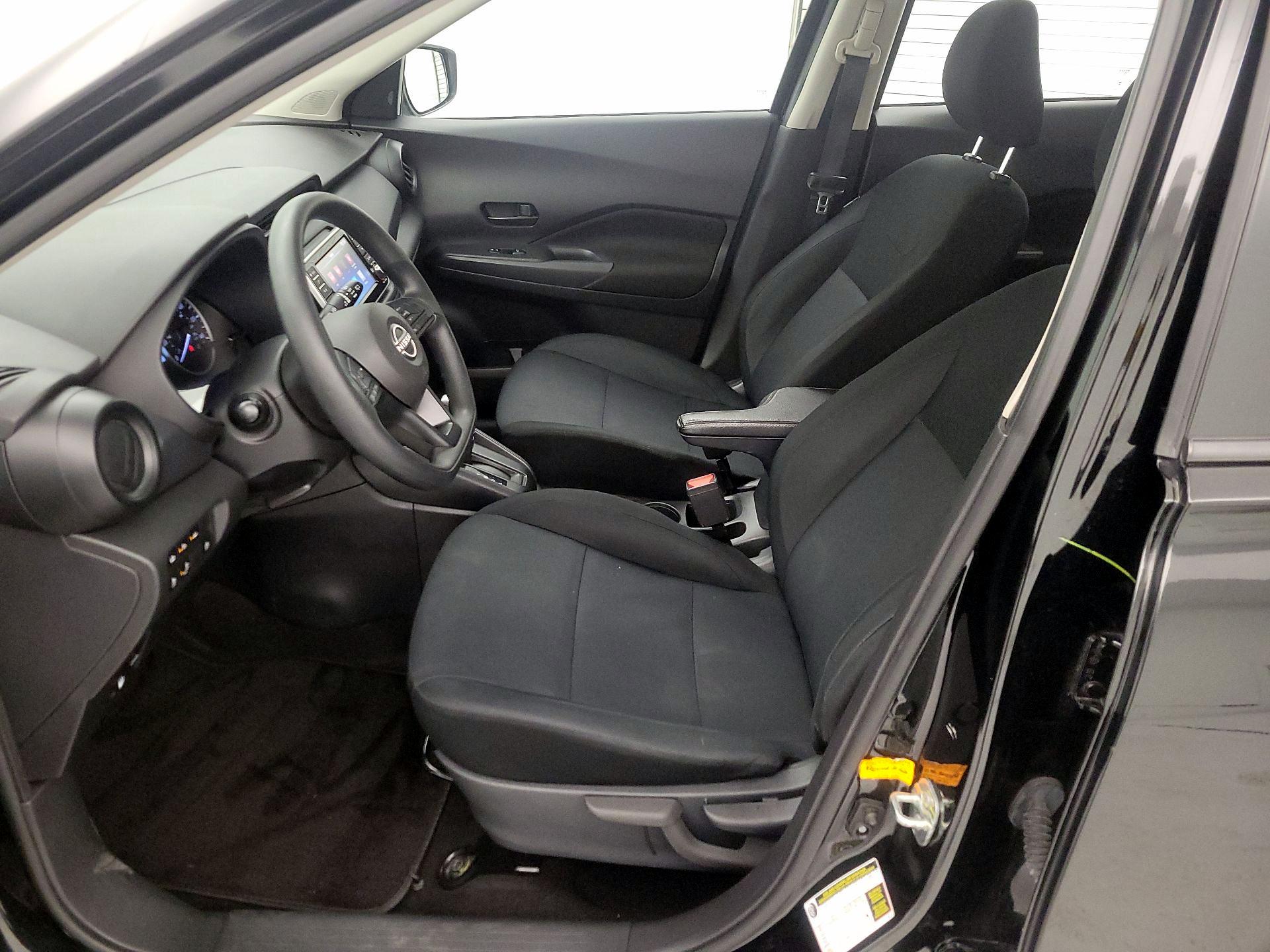 Thumbnail: 2023 Nissan Kicks - 11