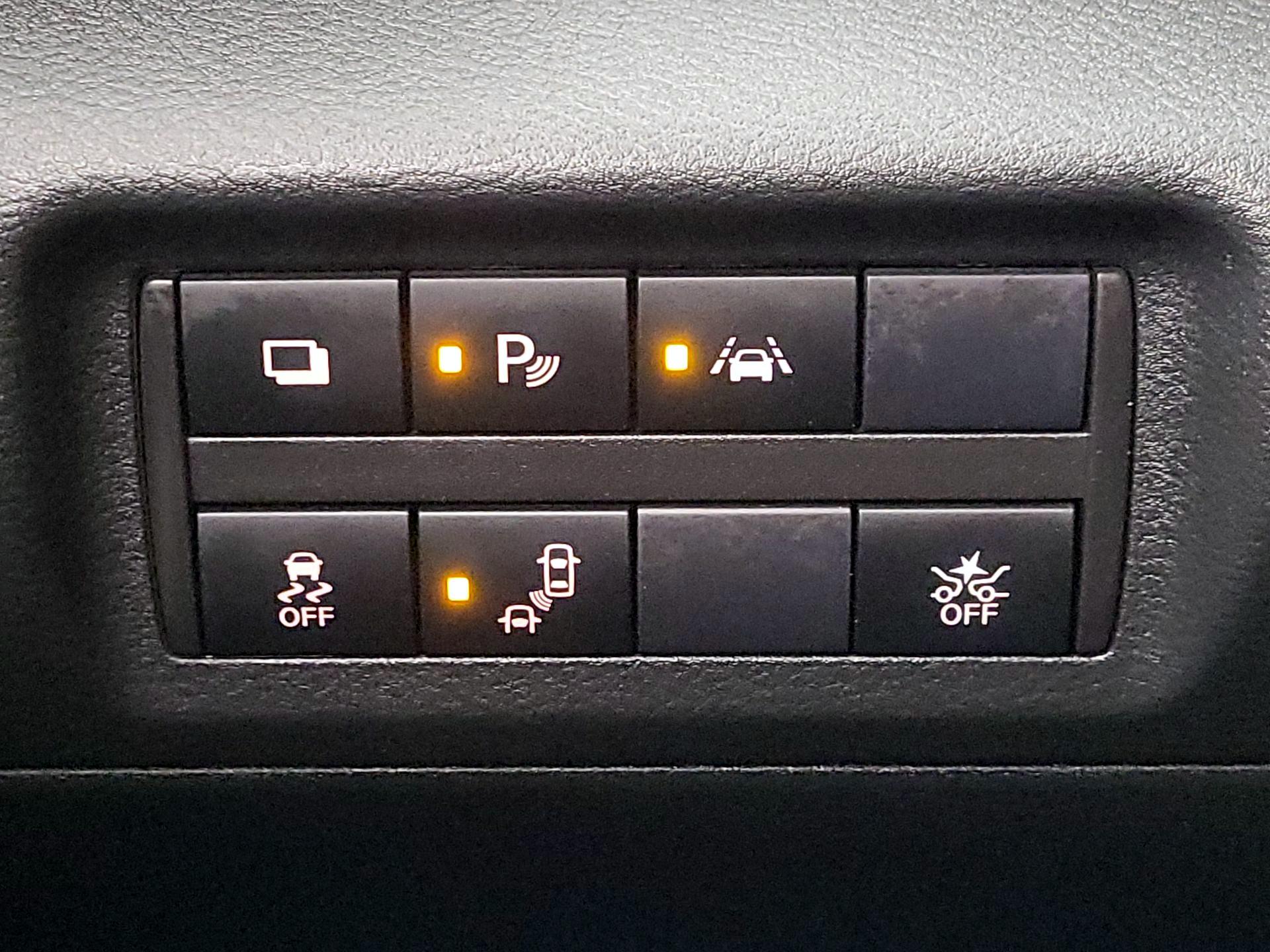 Thumbnail: 2023 Nissan Kicks - 13