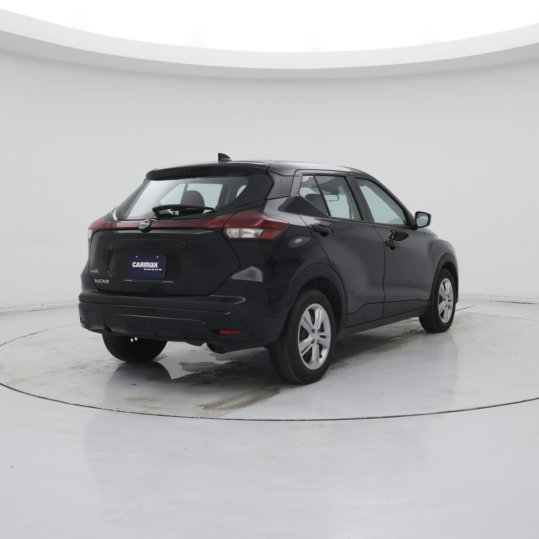 Thumbnail: 2023 Nissan Kicks - 8