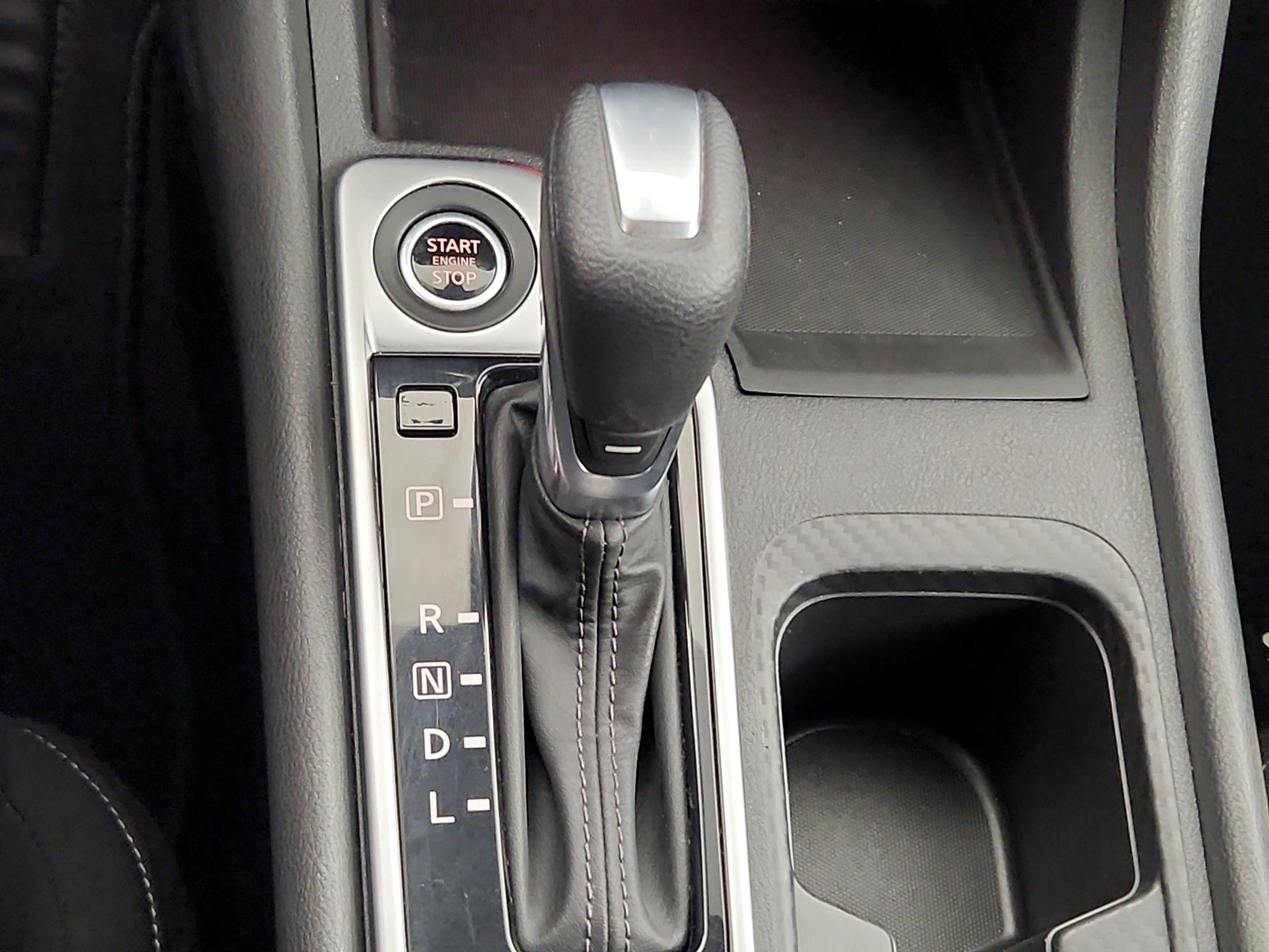 Thumbnail: 2024 Nissan Sentra - 17