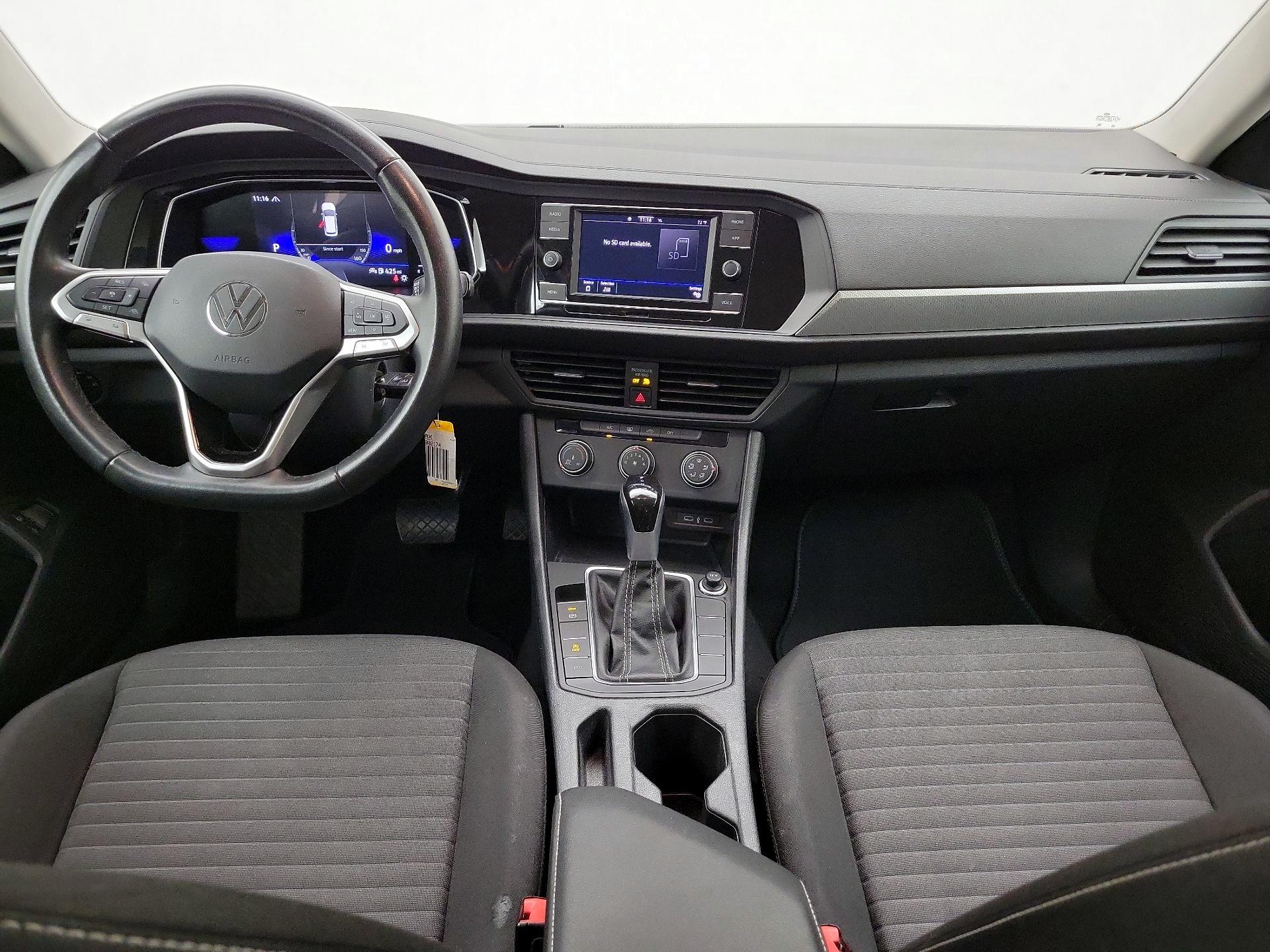 Thumbnail: 2024 Volkswagen Jetta - 9