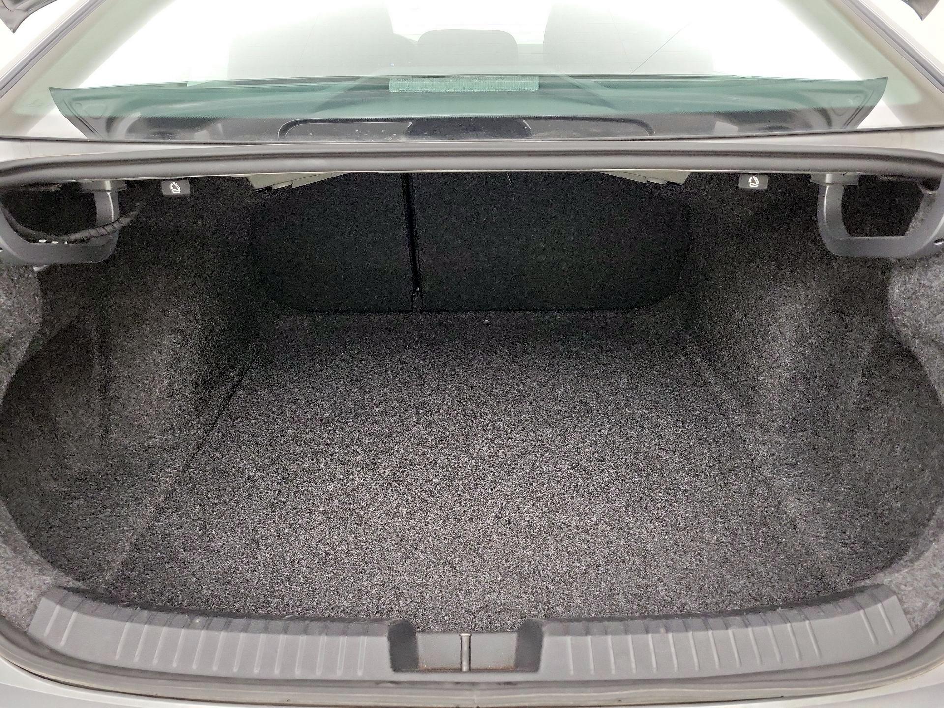 Thumbnail: 2024 Volkswagen Jetta - 20