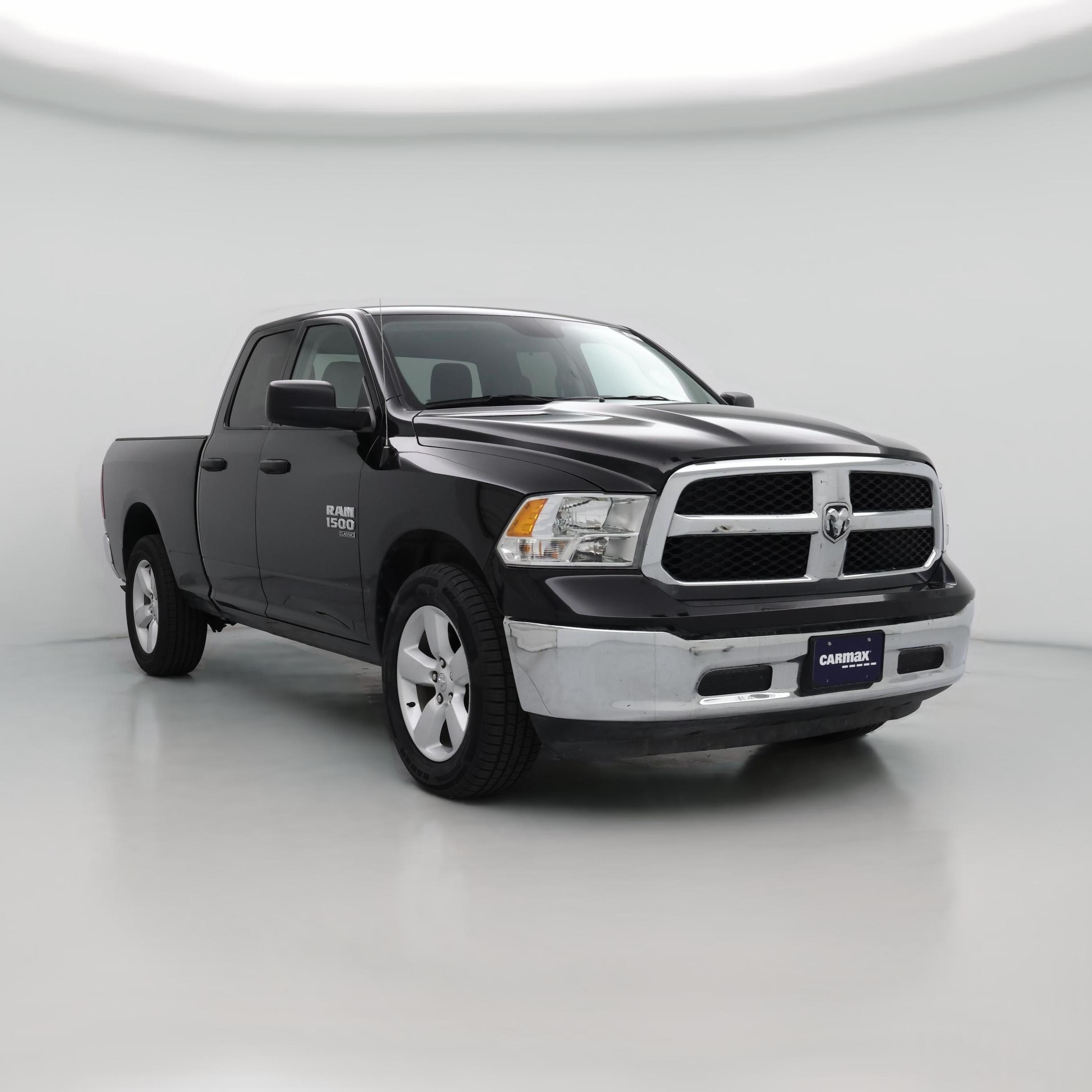 Thumbnail: 2024 RAM 1500 Classic - 1