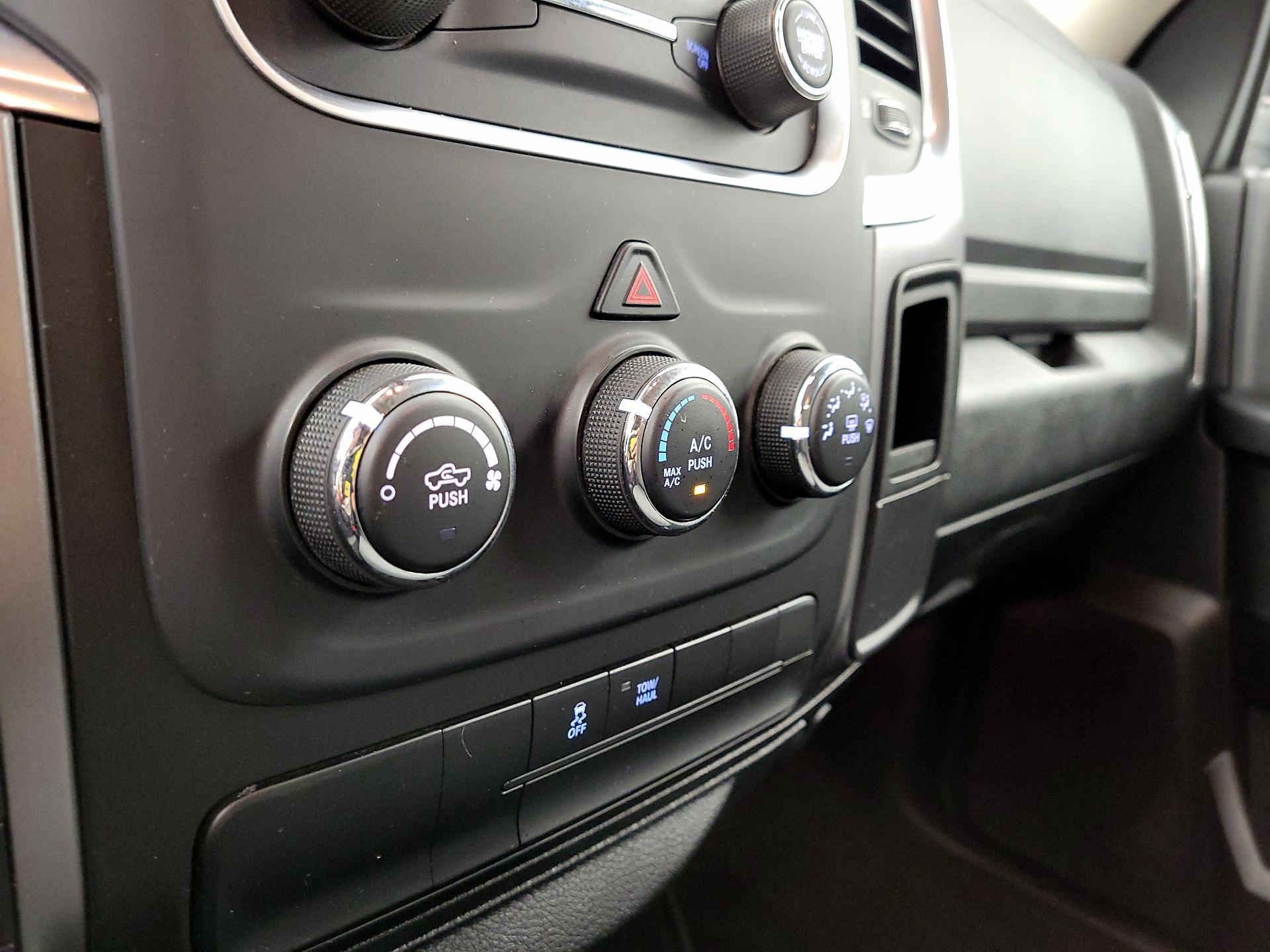 Thumbnail: 2024 RAM 1500 Classic - 17