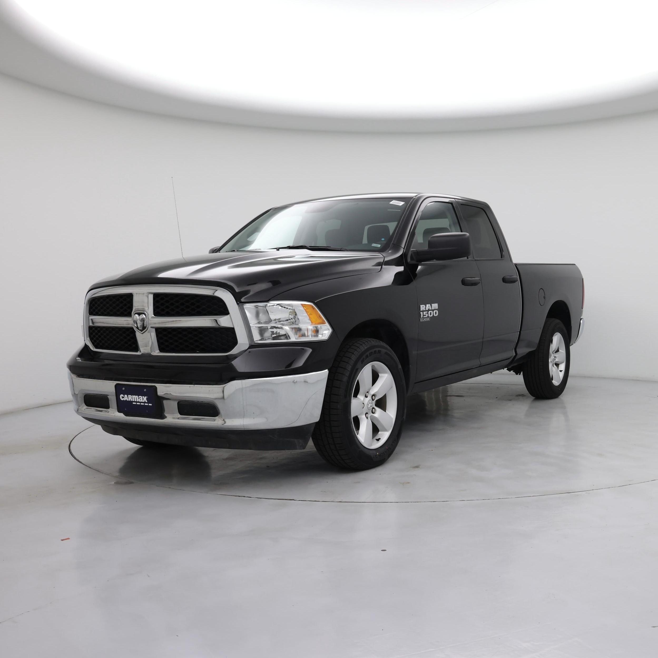 Thumbnail: 2024 RAM 1500 Classic - 4