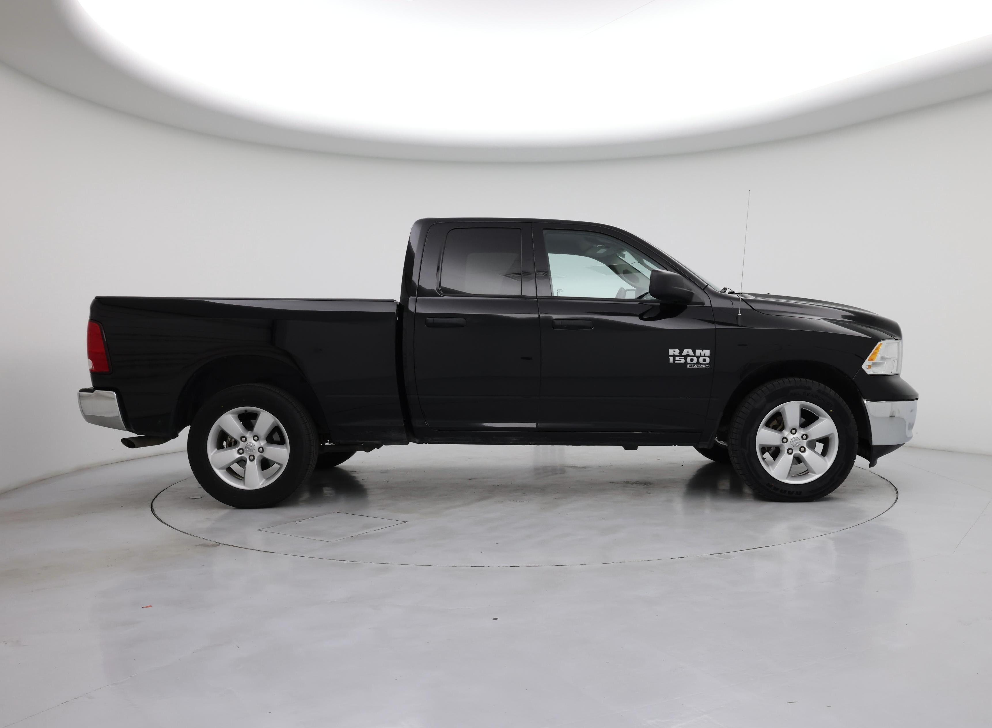 Thumbnail: 2024 RAM 1500 Classic - 7