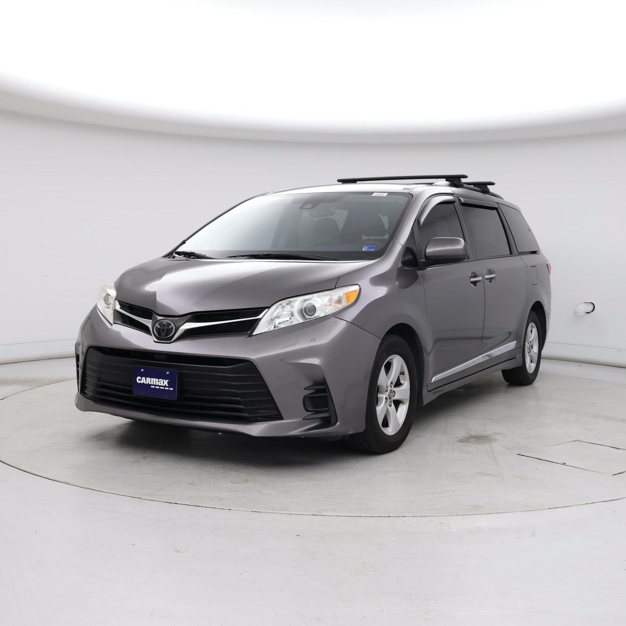 Thumbnail: 2020 Toyota Sienna - 4