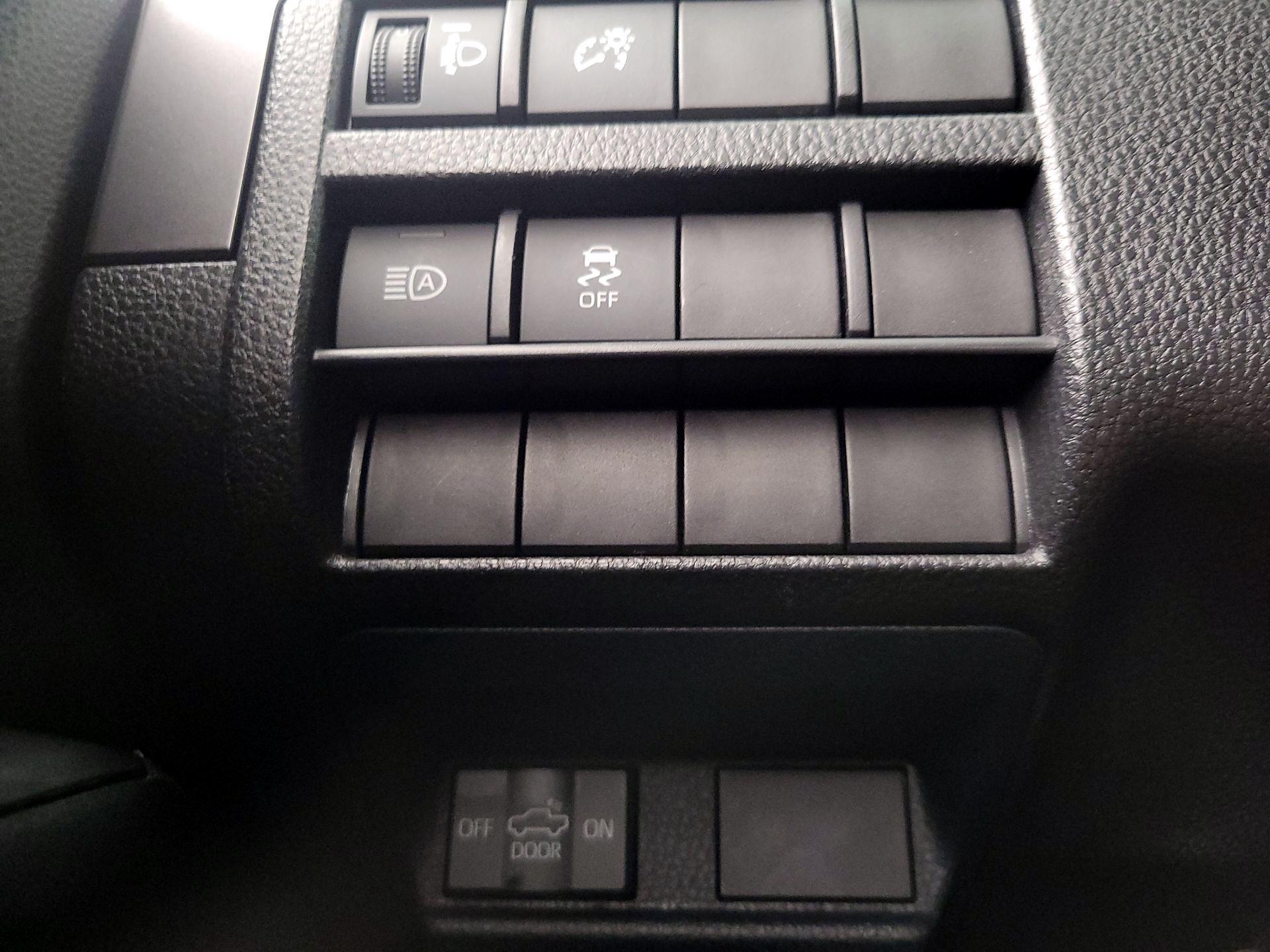 Thumbnail: 2025 Toyota Tacoma - 13