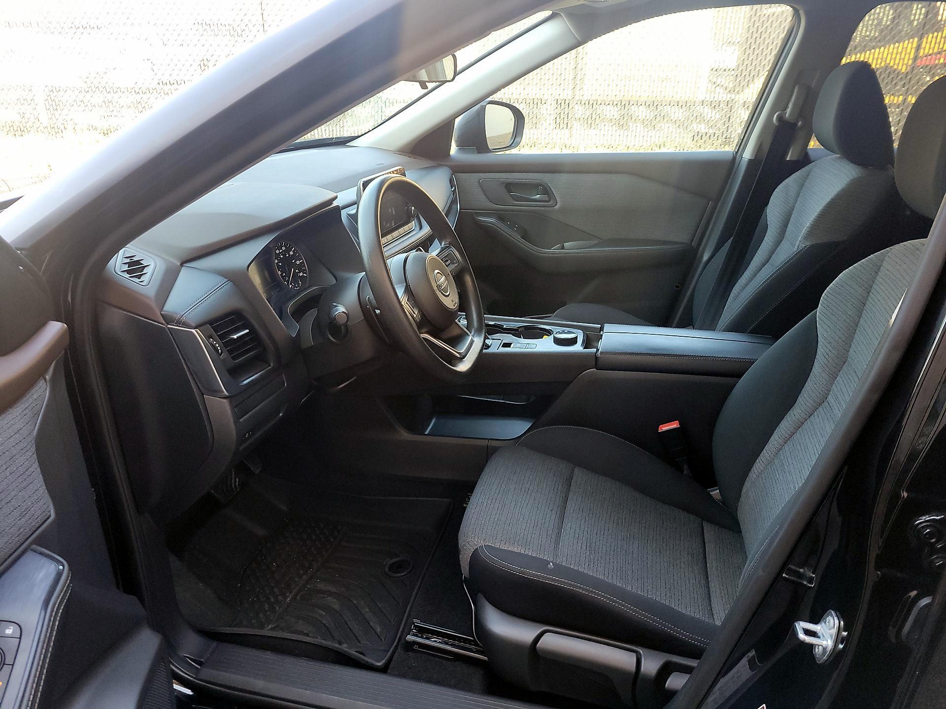 Thumbnail: 2021 Nissan Rogue - 9