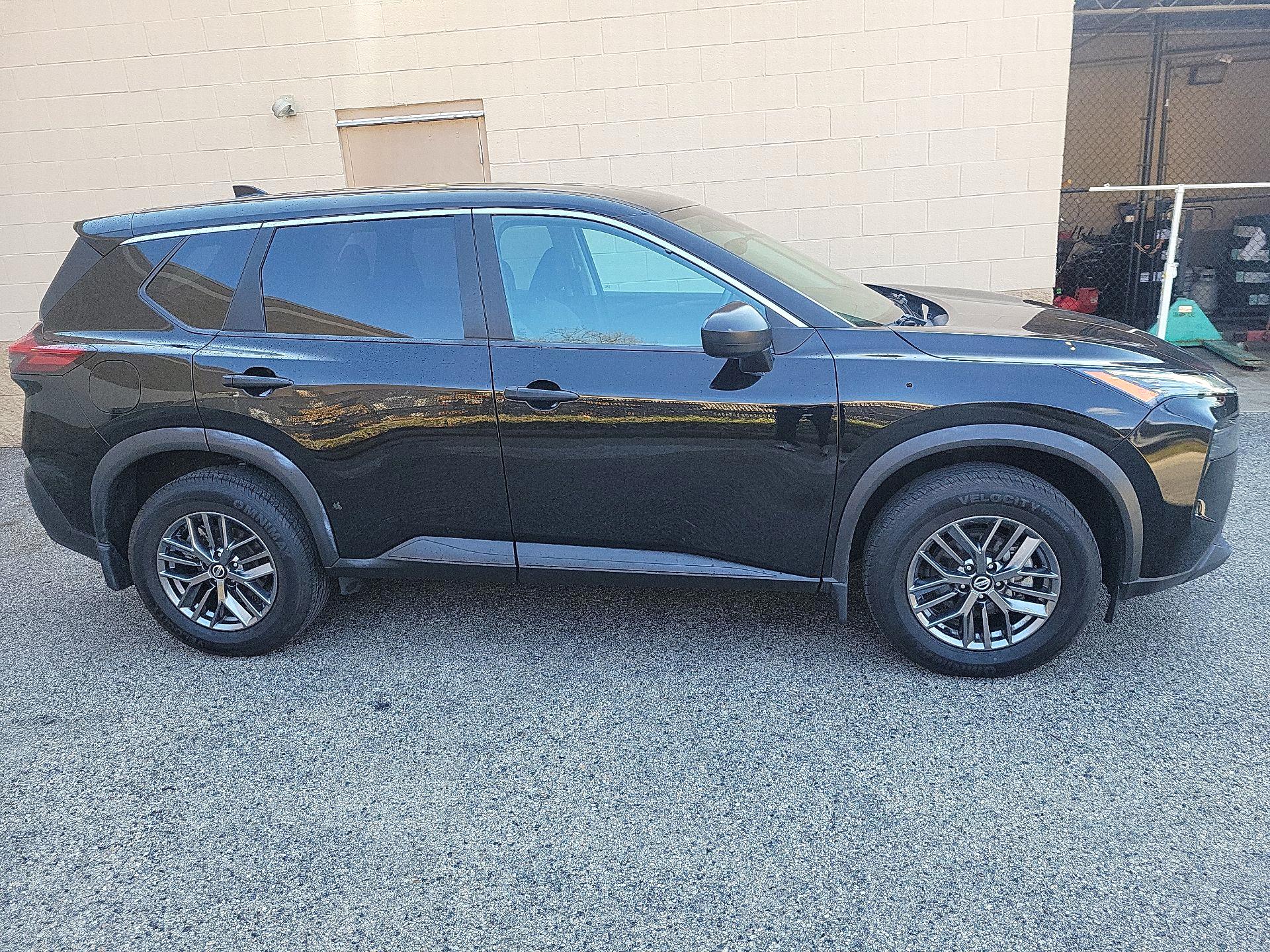 Thumbnail: 2021 Nissan Rogue - 4