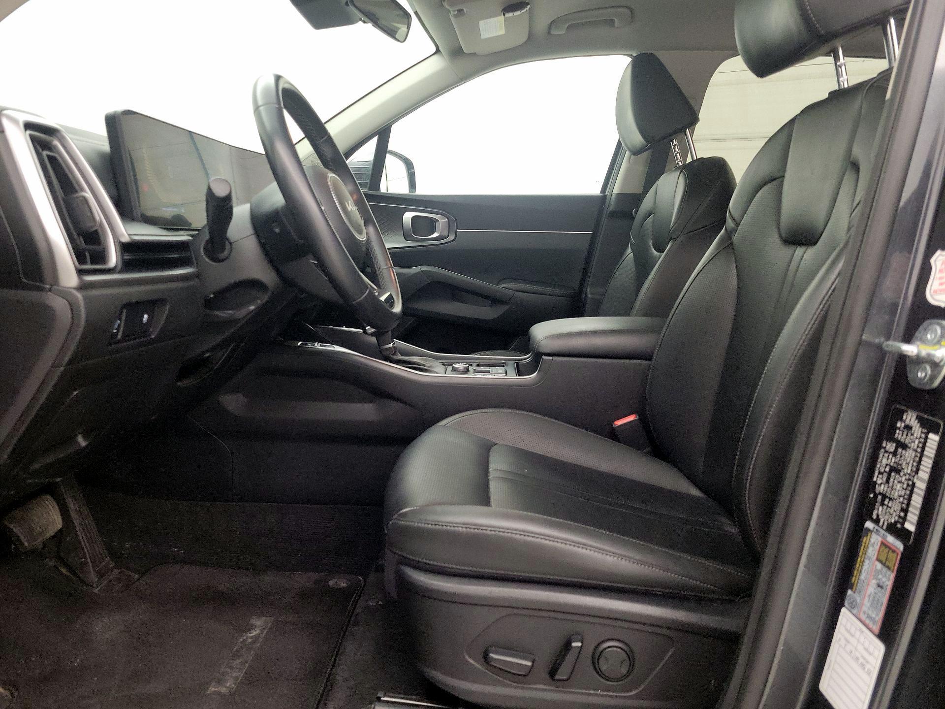 Thumbnail: 2024 Kia Sorento - 11