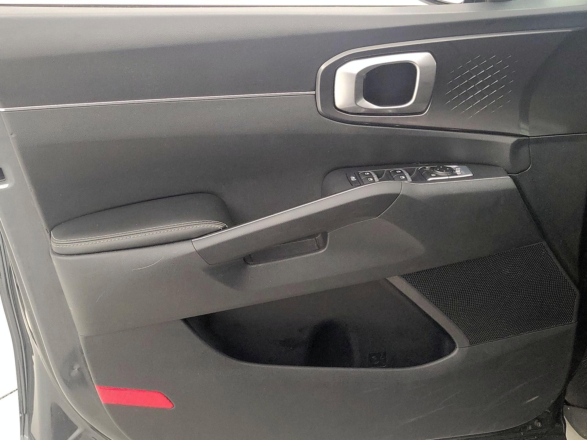 Thumbnail: 2024 Kia Sorento - 12