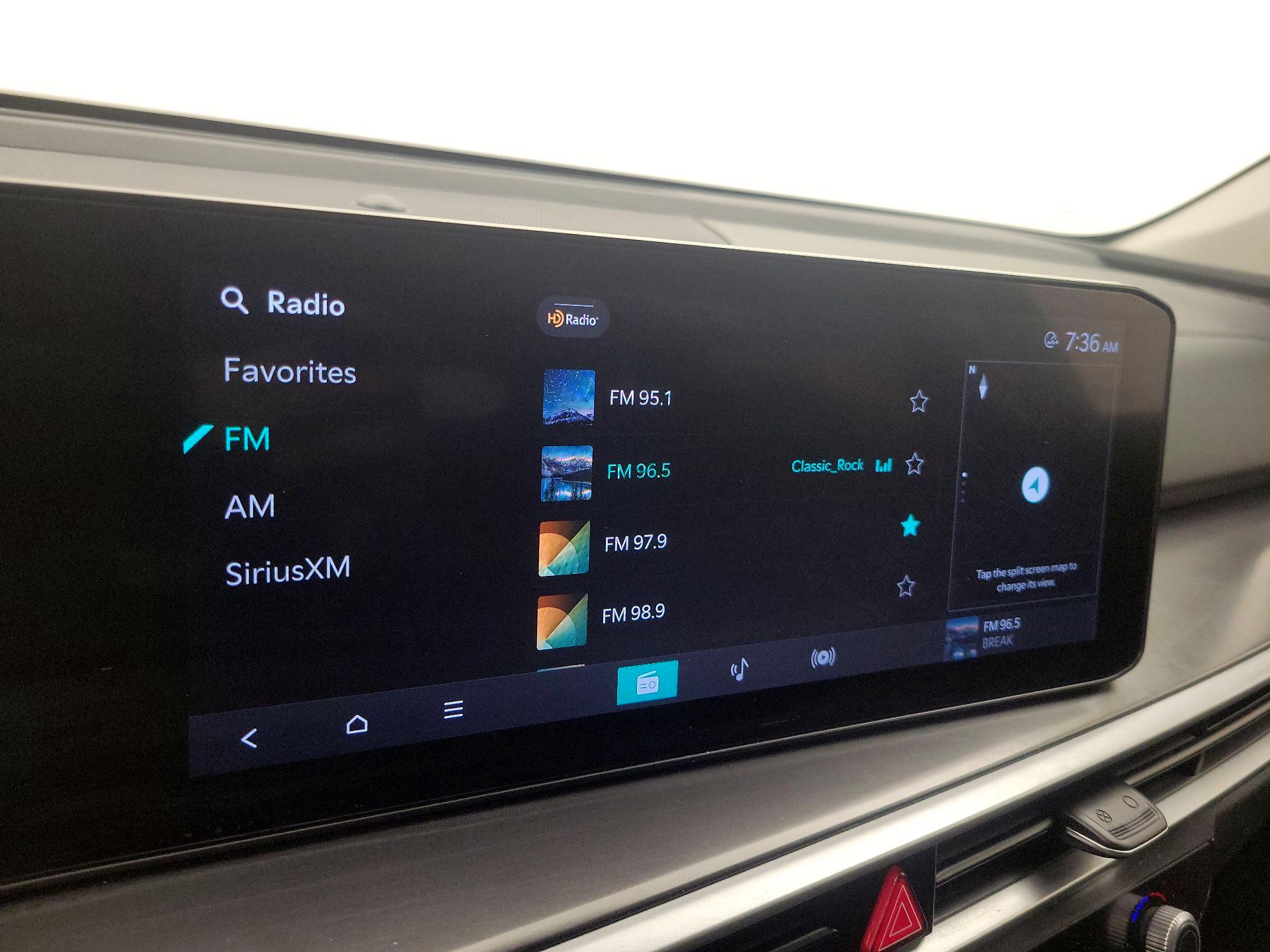 Thumbnail: 2024 Kia Sorento - 16