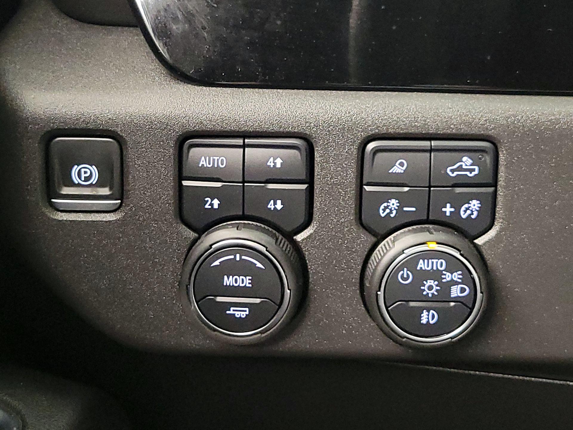 Thumbnail: 2025 Chevrolet Silverado 1500 - 13