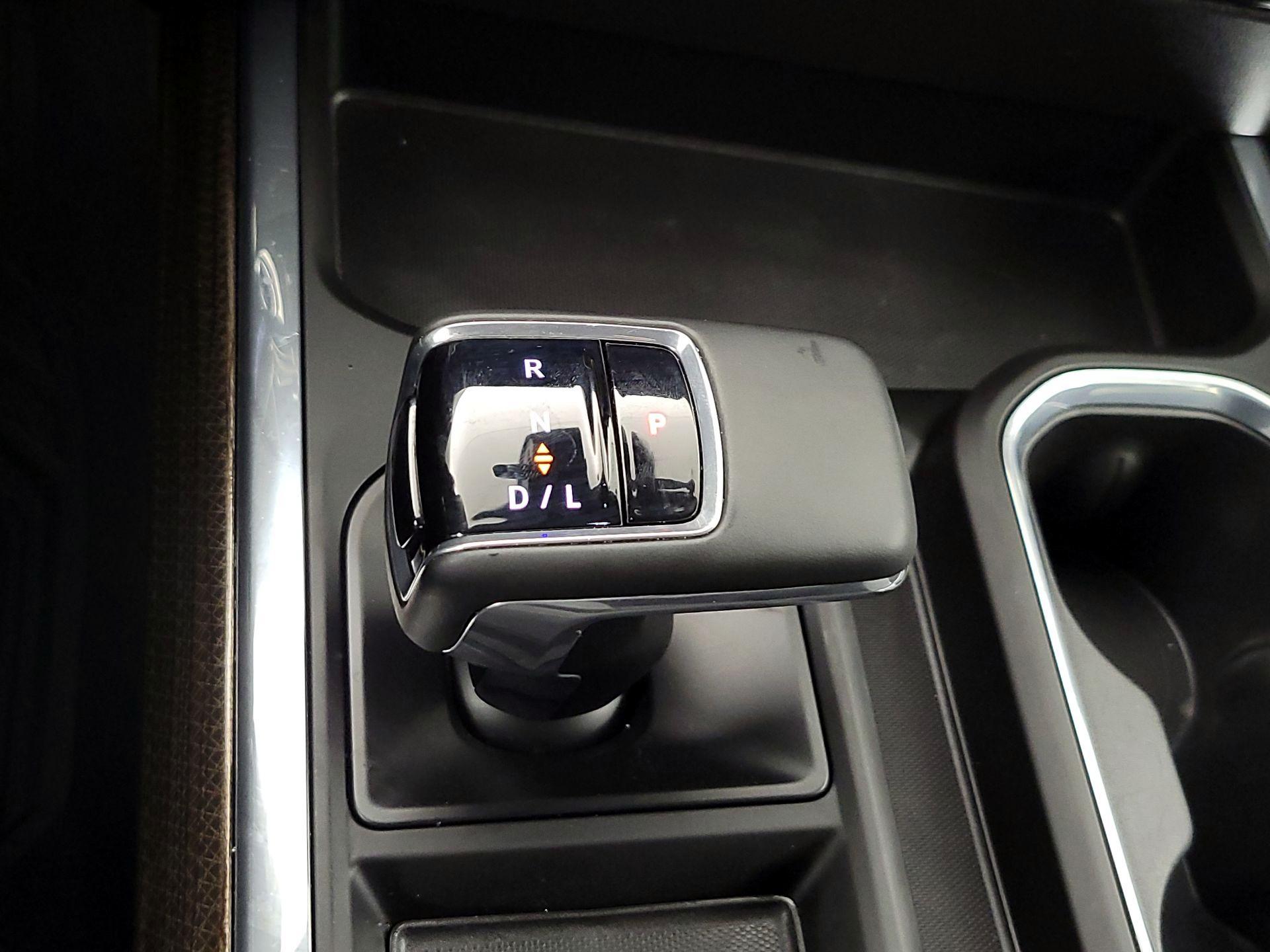 Thumbnail: 2025 Chevrolet Silverado 1500 - 17