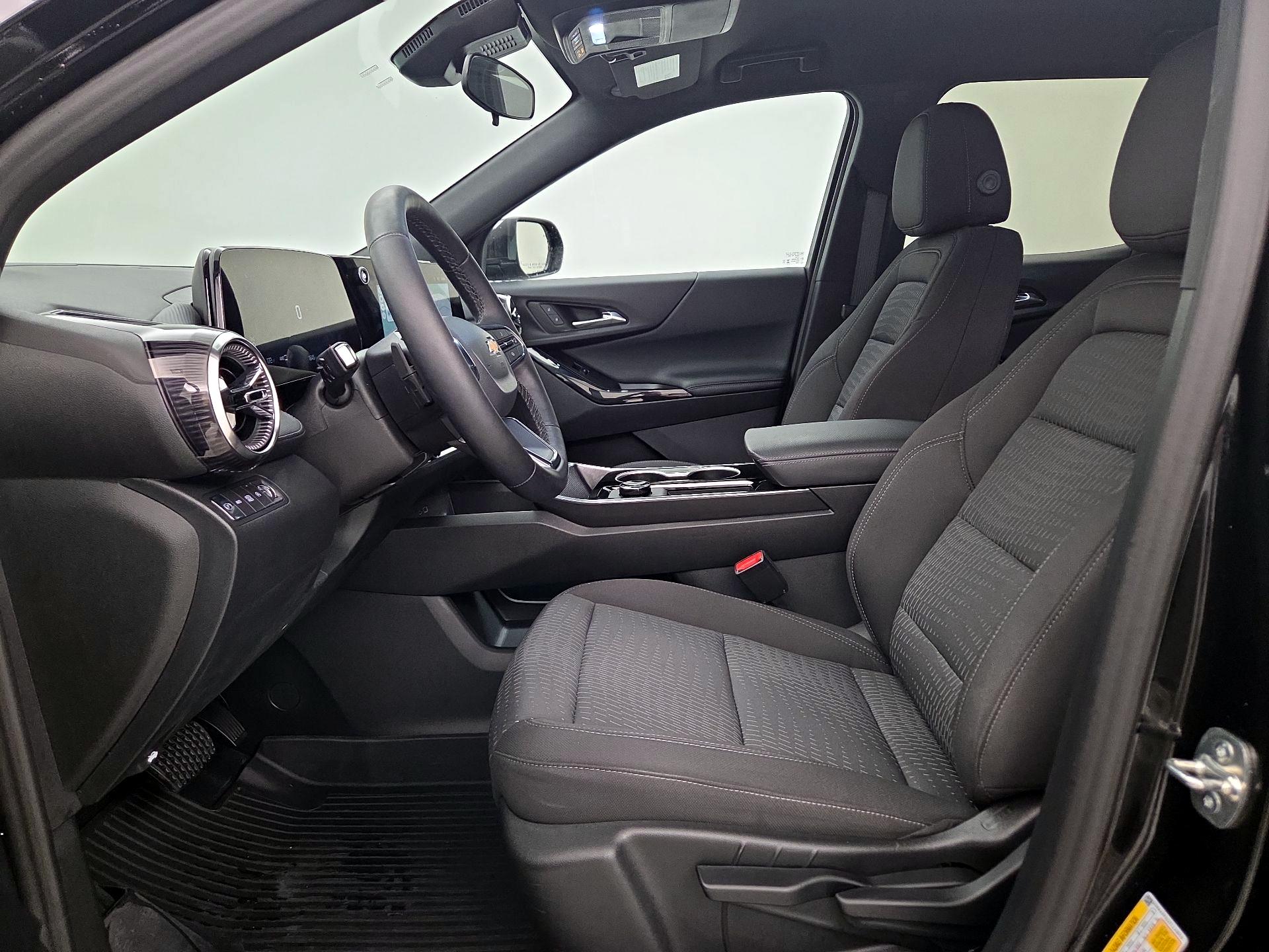 Thumbnail: 2026 Chevrolet Equinox - 11