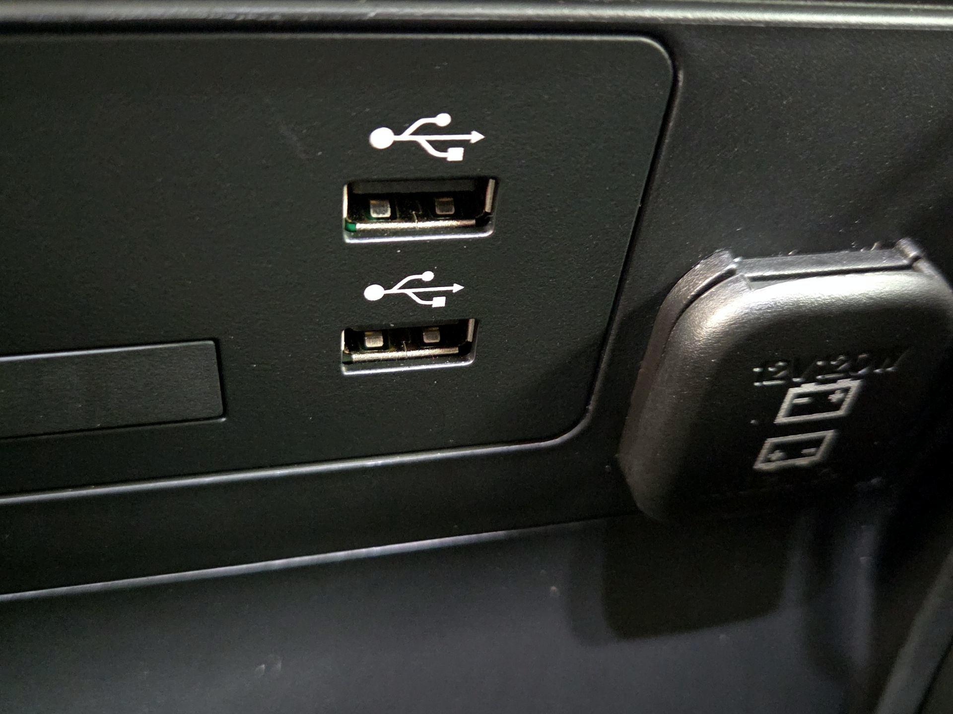 Thumbnail: 2023 Mazda Mazda3 - 19