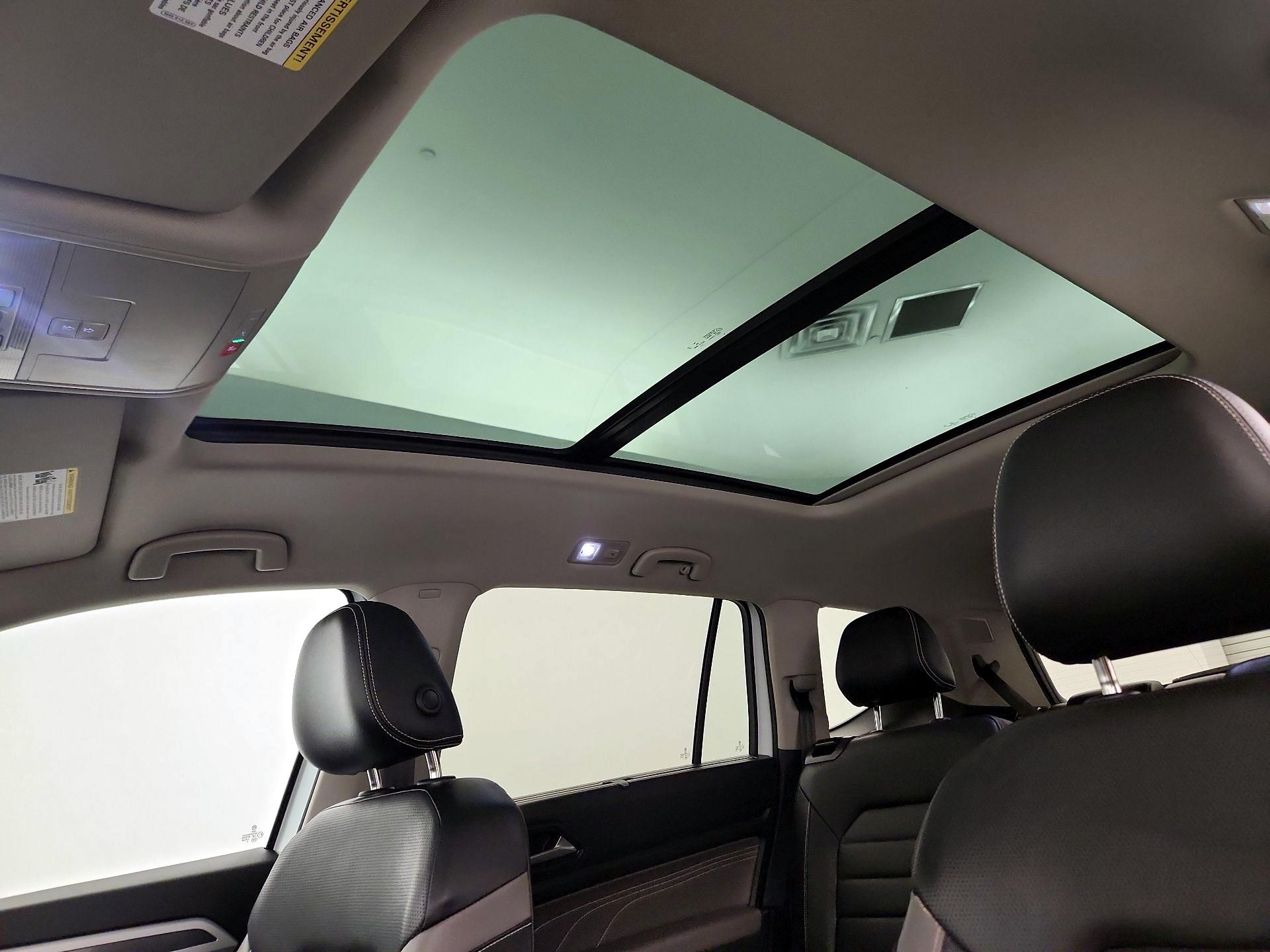 Thumbnail: 2023 Volkswagen Atlas - 20