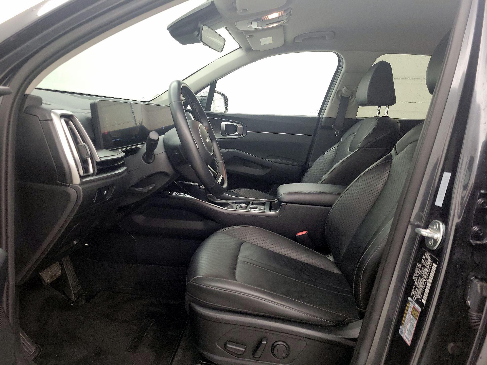 Thumbnail: 2024 Kia Sorento - 11