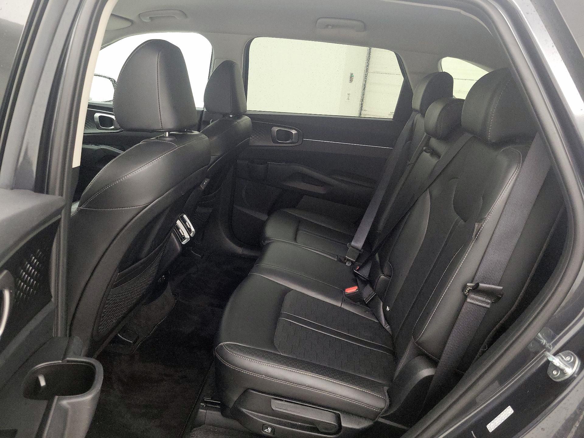 Thumbnail: 2024 Kia Sorento - 20